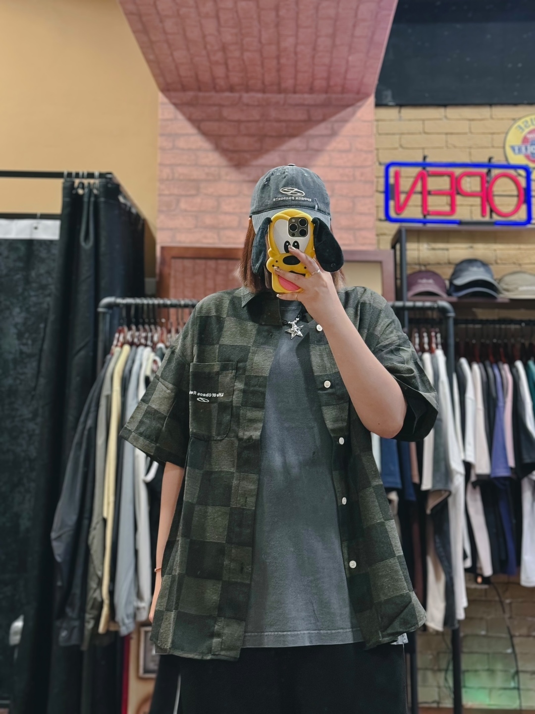 格韻織章休閒襯衫