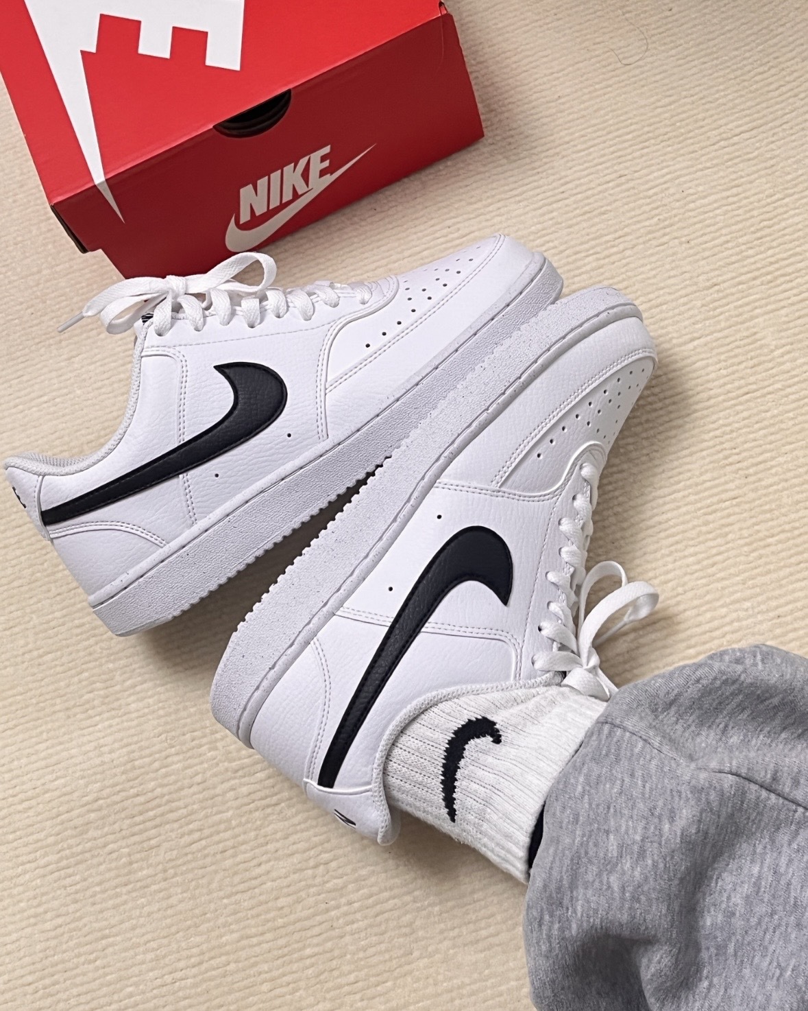 【逢甲FUZZY】 Nike Court Vision Low 白黑 環保材質 DH2987-101