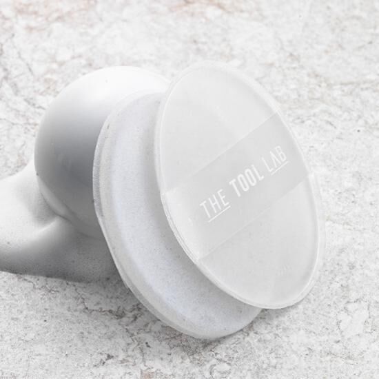 THE TOOL LAB 704 柔軟潔面粉撲