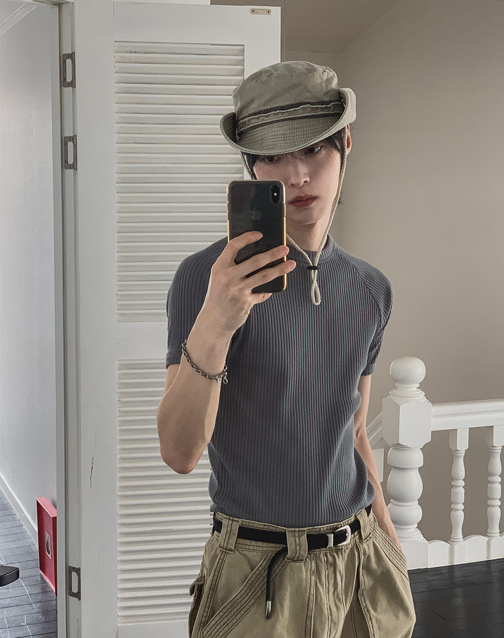 韓國 2 PLAN 羅紋緊身 合身 削肩 短袖上衣 TEE