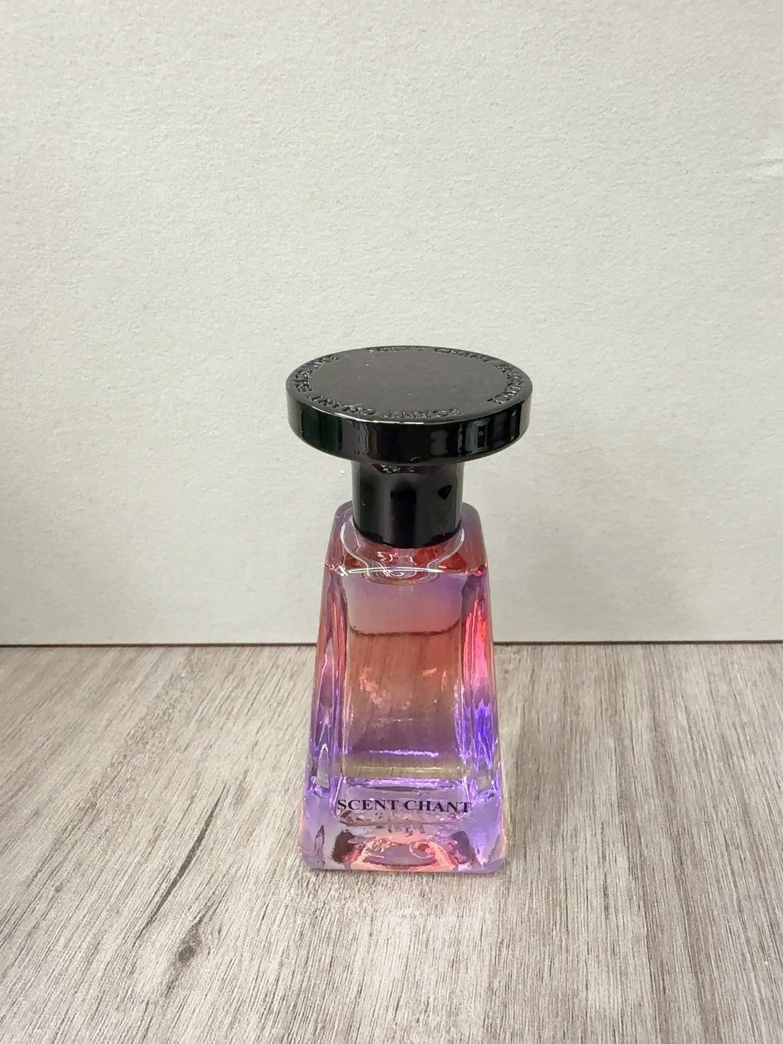 SCENT CHANT 慕斯卡托香水