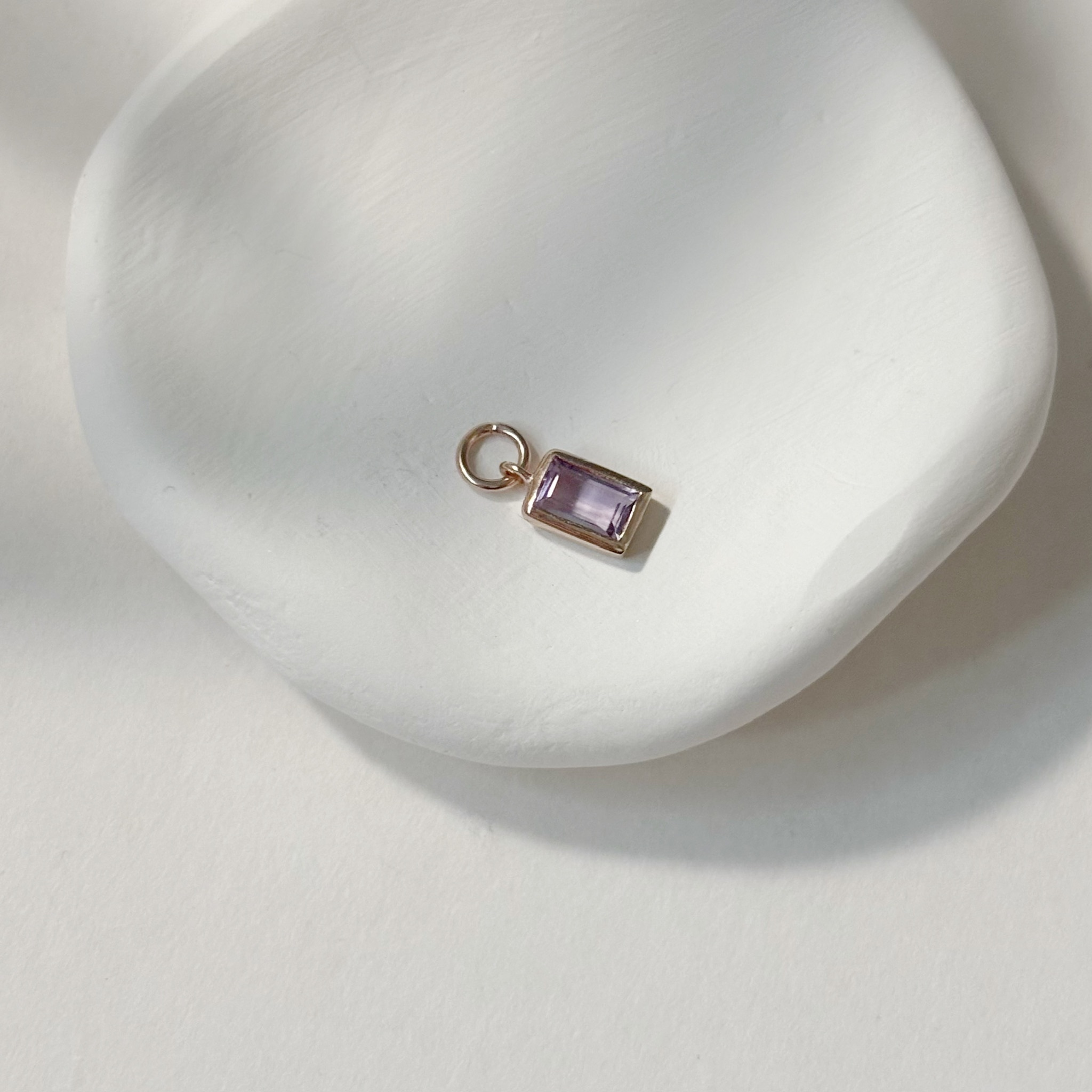 簡約包邊長方紫水晶耳墜