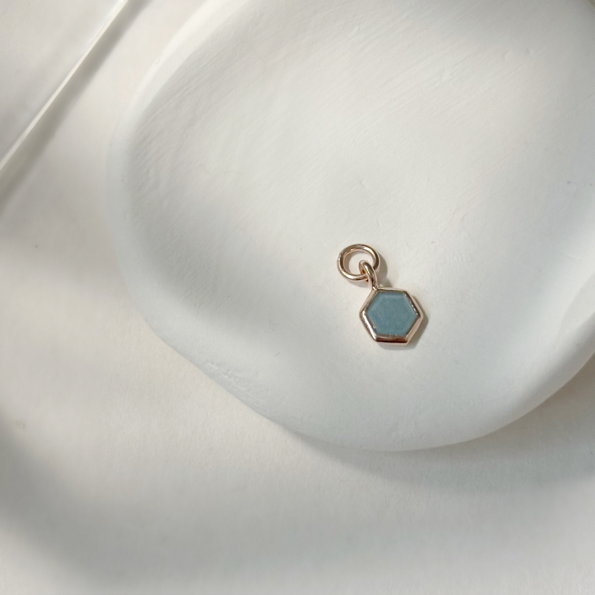 簡約hexagon水藍石英耳墜