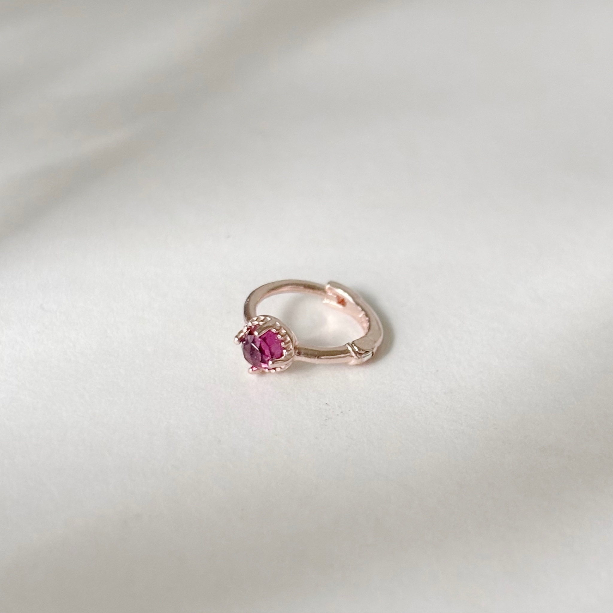 小杯子蛋糕玫瑰石榴石耳圈