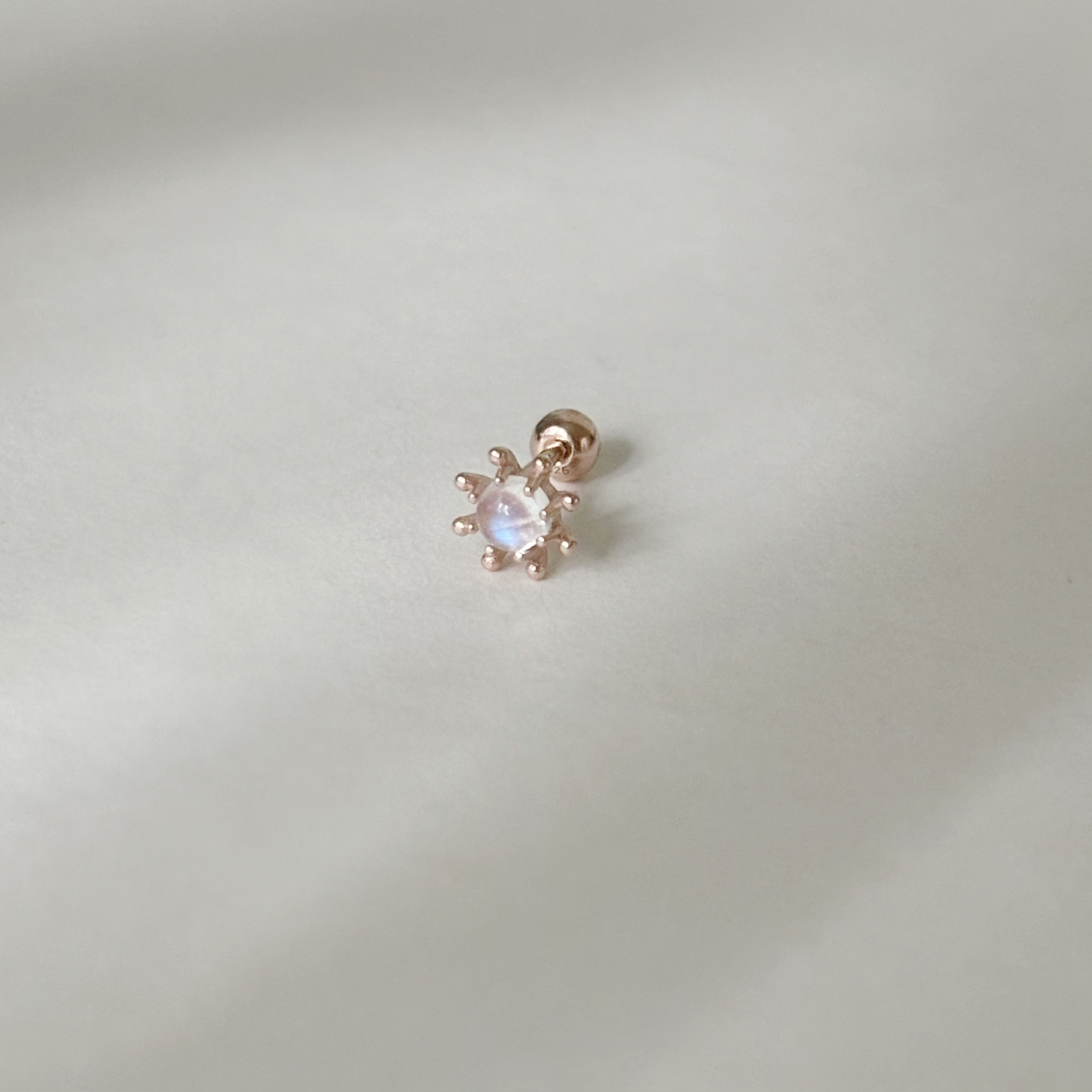 小太陽月光石轉珠耳環