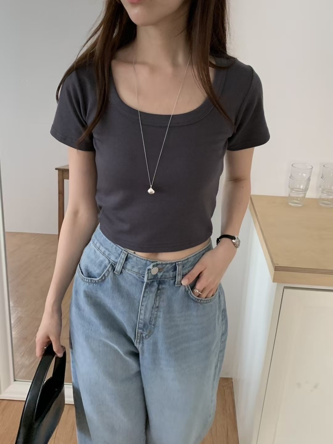 【優惠預訂】韓國大圓領淨色TEE（4色）