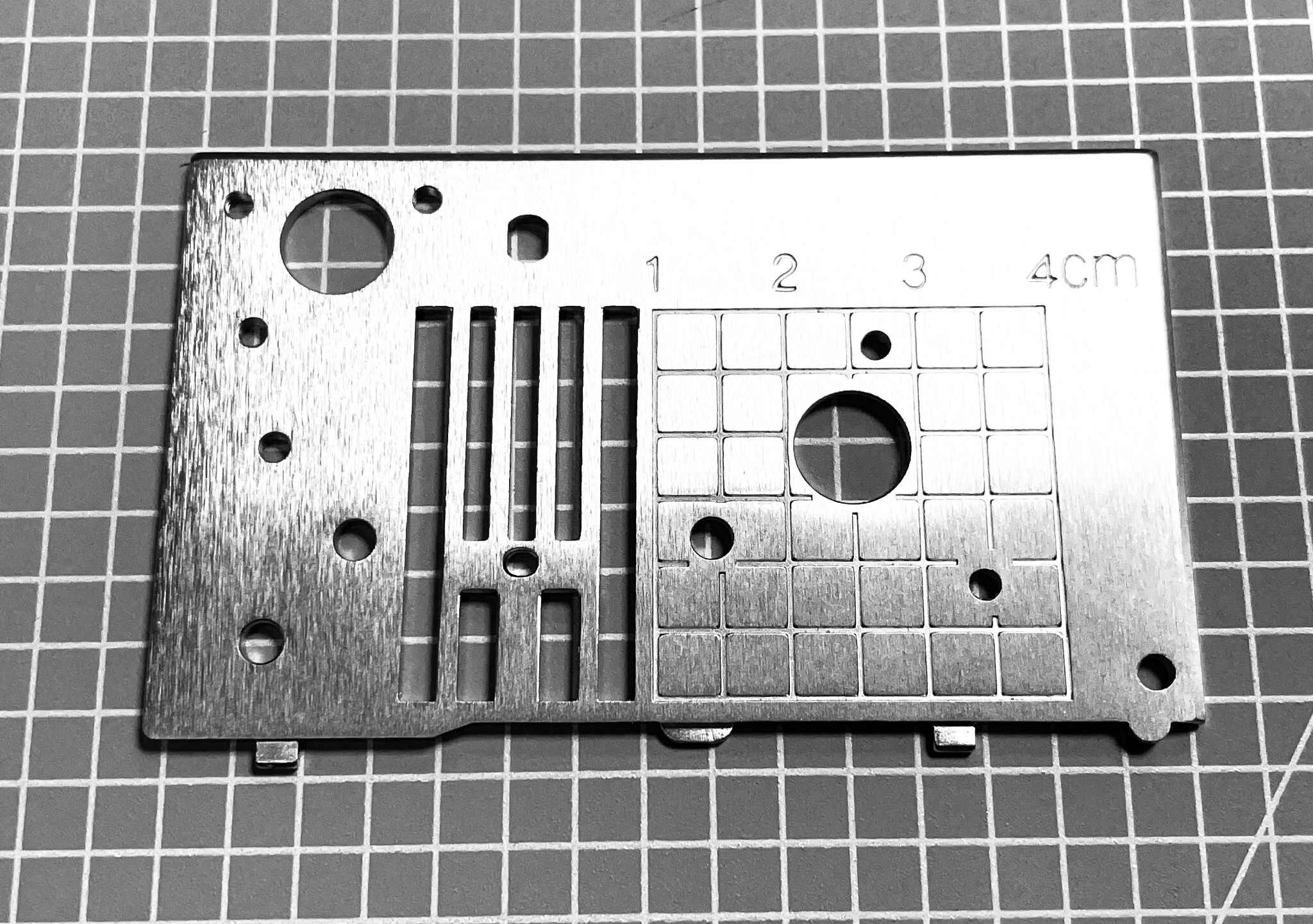 兄弟牌BROTHER縫紉機針板(A80)