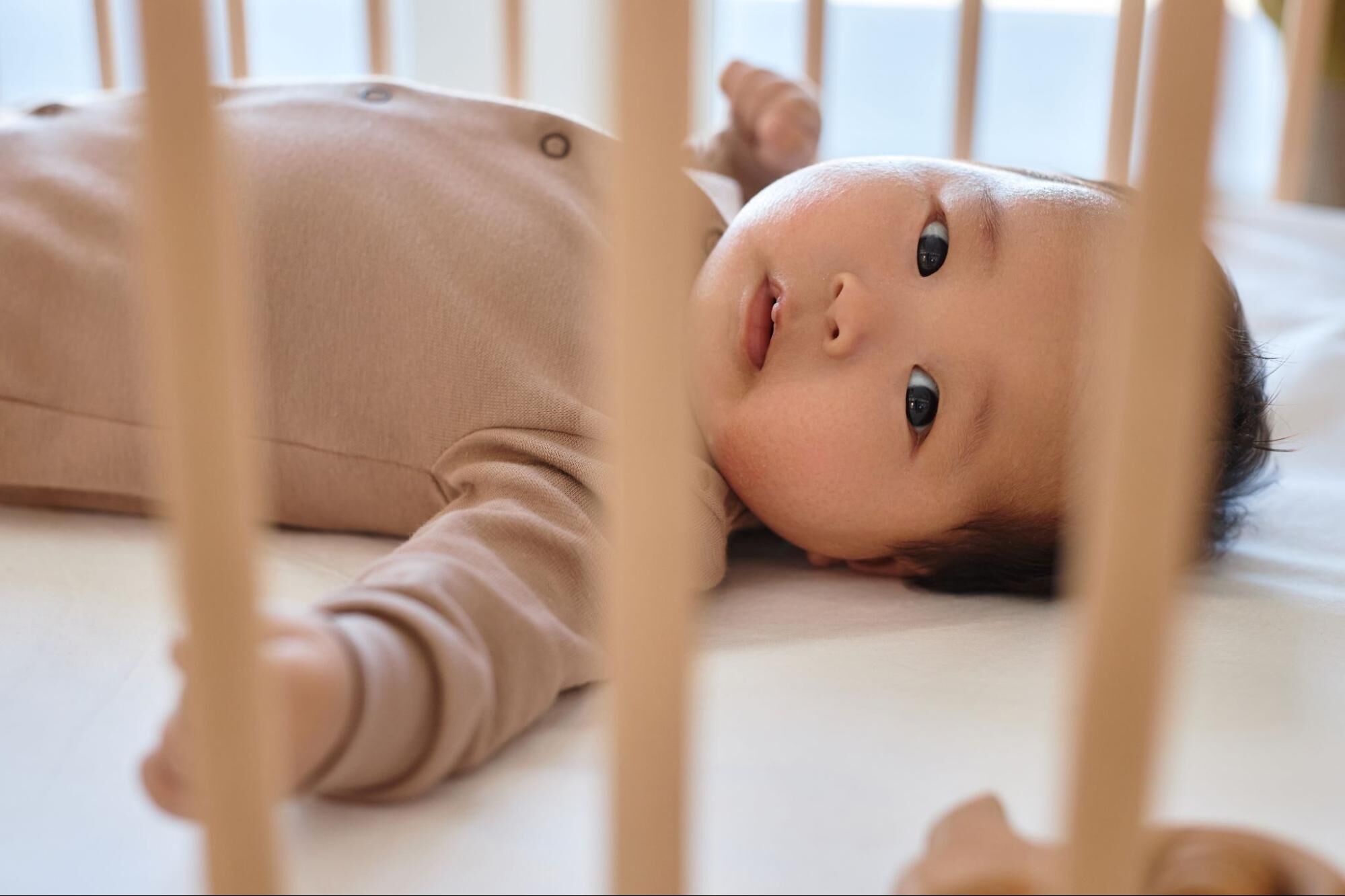 嬰兒床推薦，成長型嬰兒床、床邊床