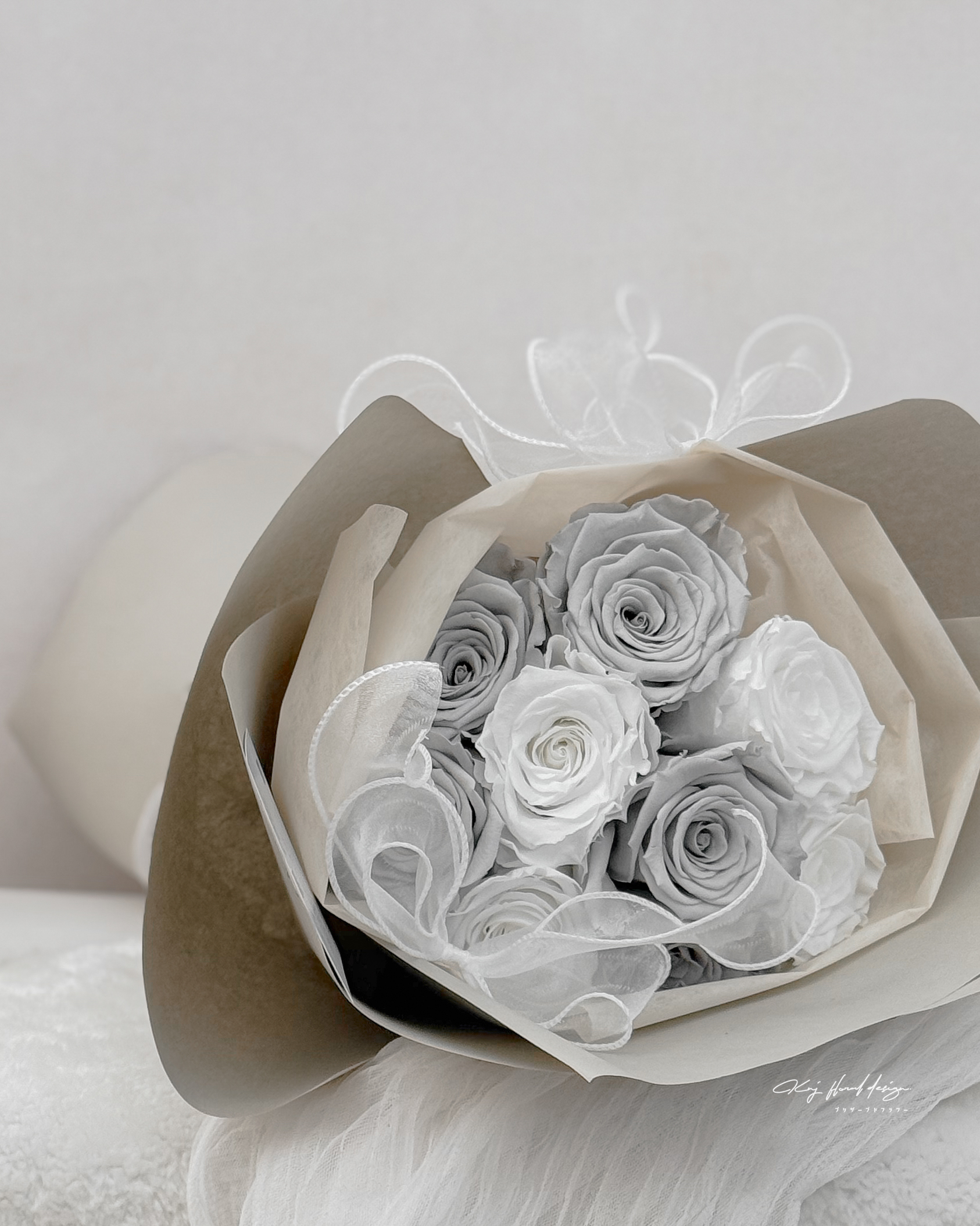頂級厄瓜多永生玫瑰花束．灰白色