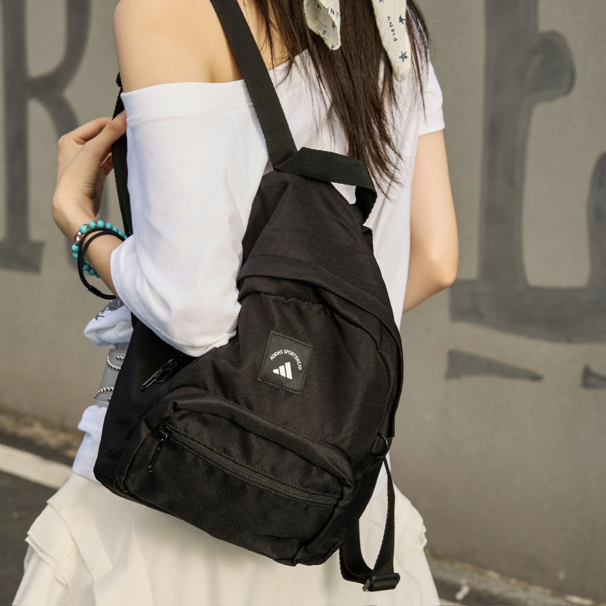 Adidas 經典雙肩包