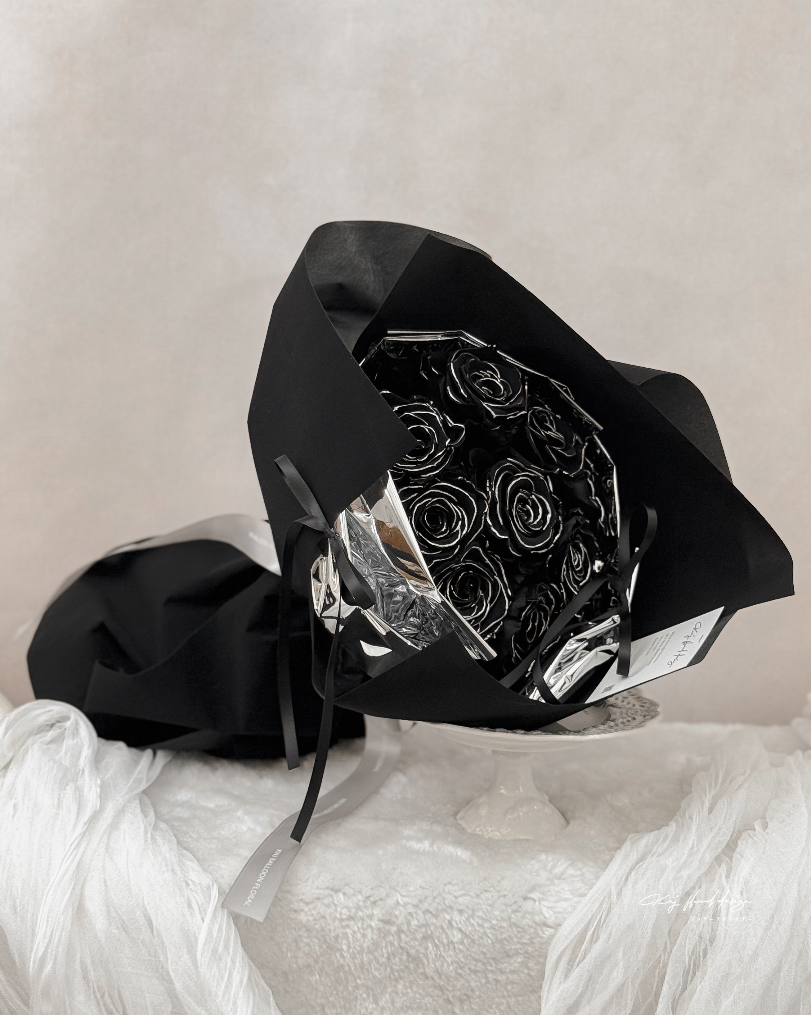 頂級厄瓜多永生玫瑰花束．黑銀色