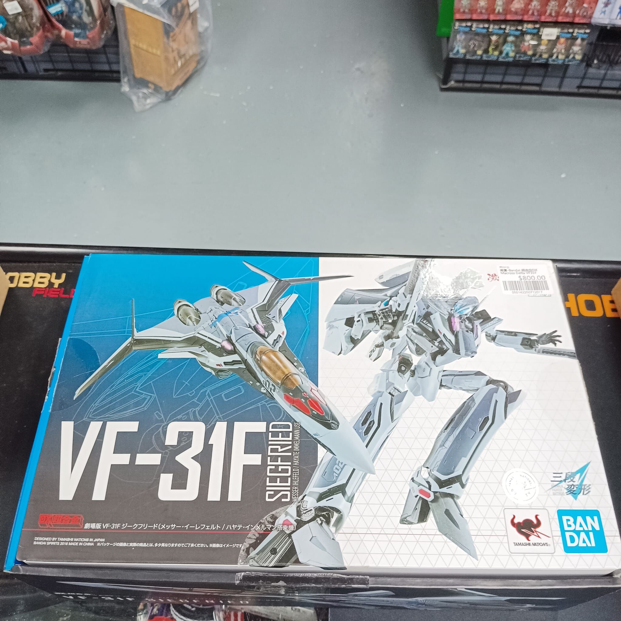 寄賣-Bandai 超合金DX Macross Delta VF31F