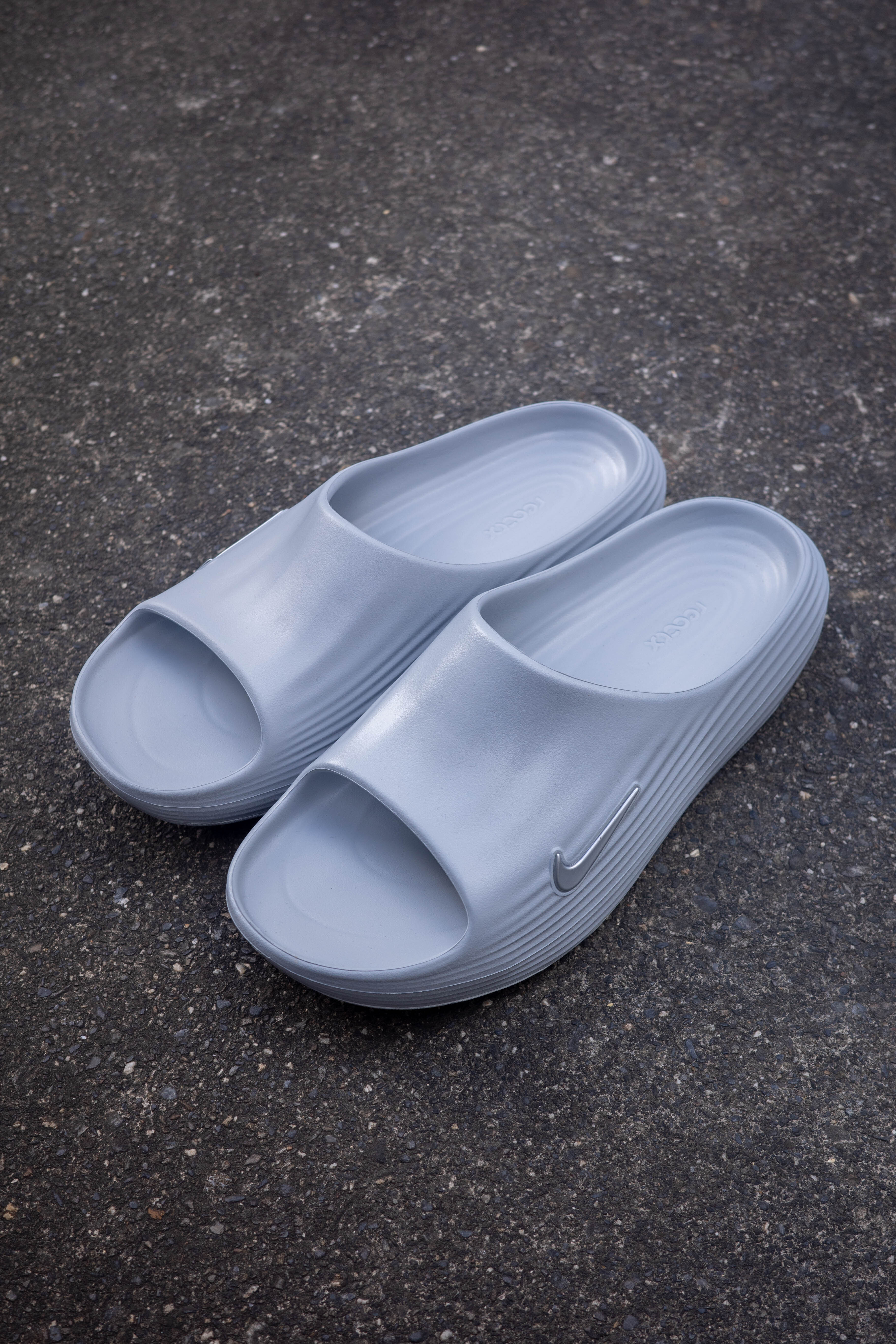Nike ReactX Rejuven8 Slide 狼灰色 橡膠底 防水 拖鞋 男款 HV4479-002