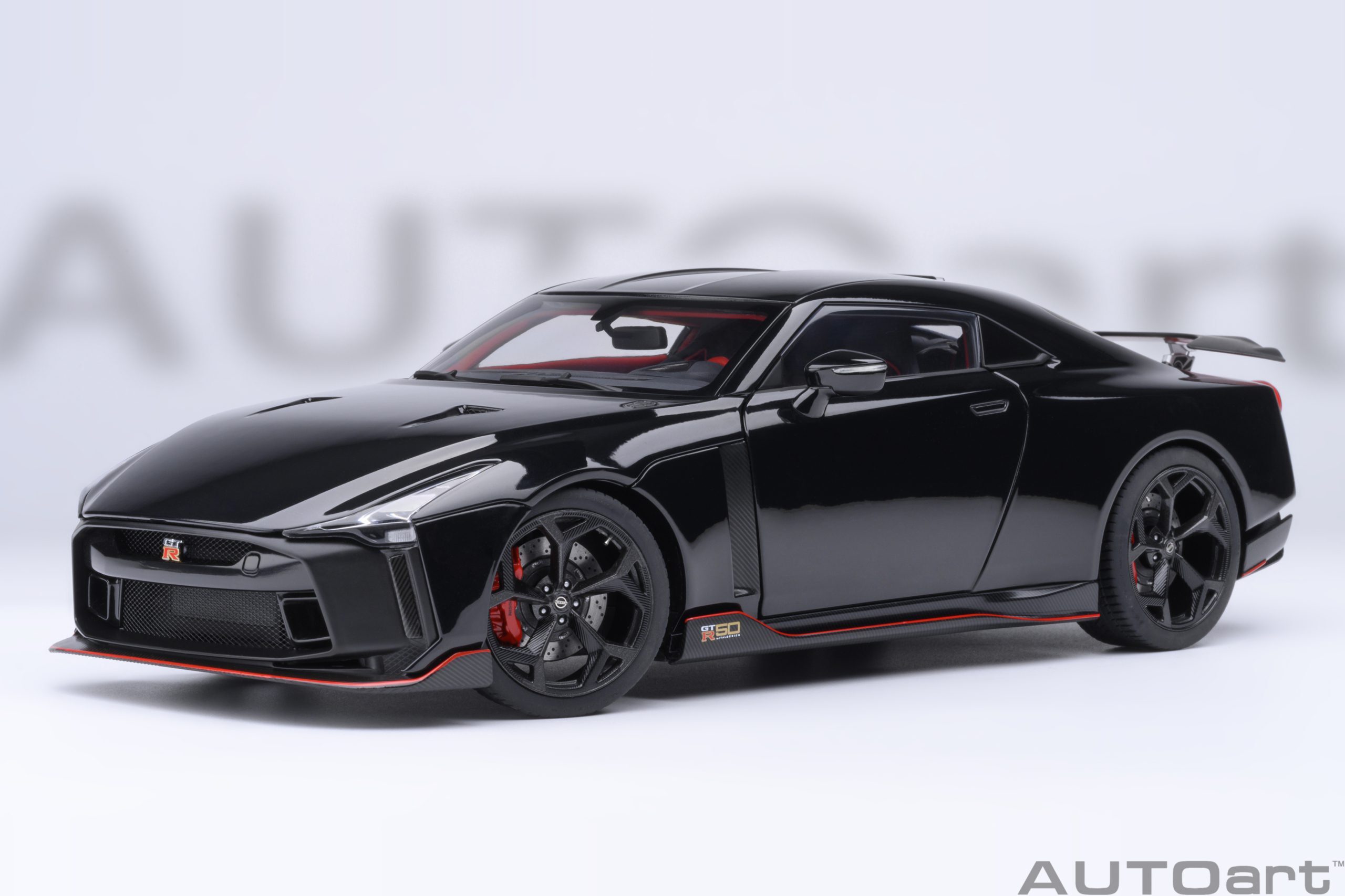 1/18 AUTOART Nissan GT-R50 by Italdesign Black/ Matt Black (77513 )