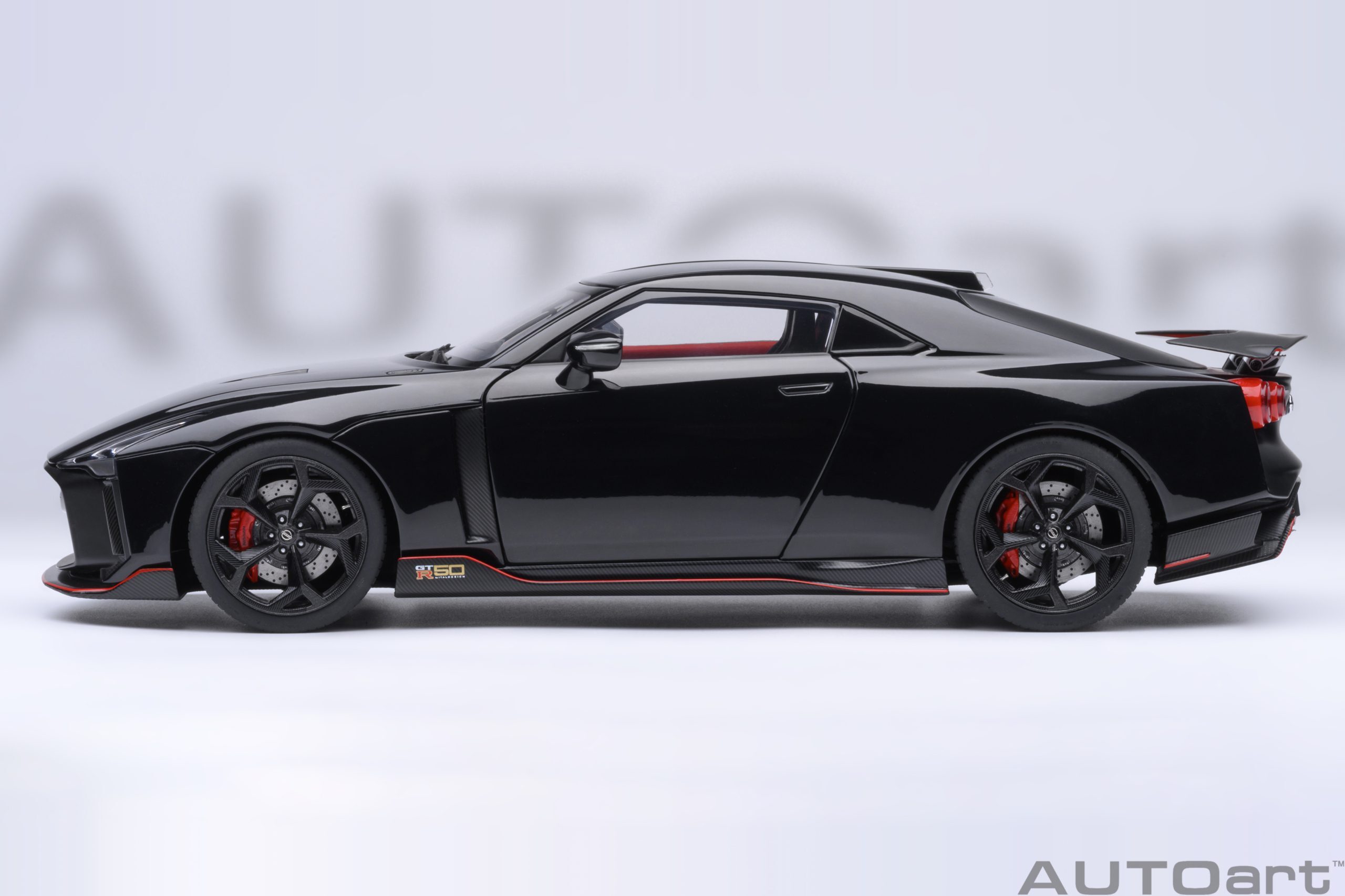 1/18 AUTOART Nissan GT-R50 by Italdesign Black/ Matt Black (77513 )