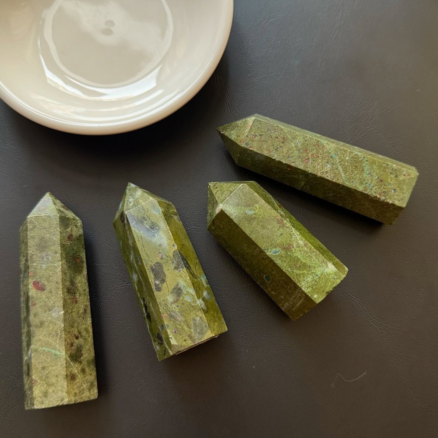 [原石] 綠銅礦共生碧璽 水晶柱