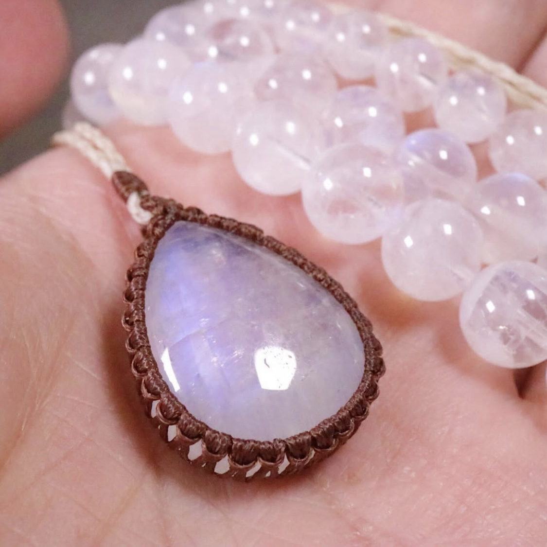 ✨月亮石 手織頸鏈