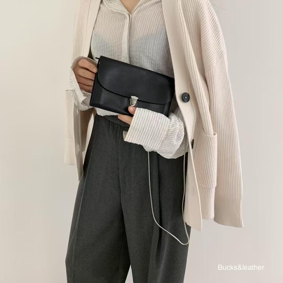 BL721O 必入款牛皮鏈條包