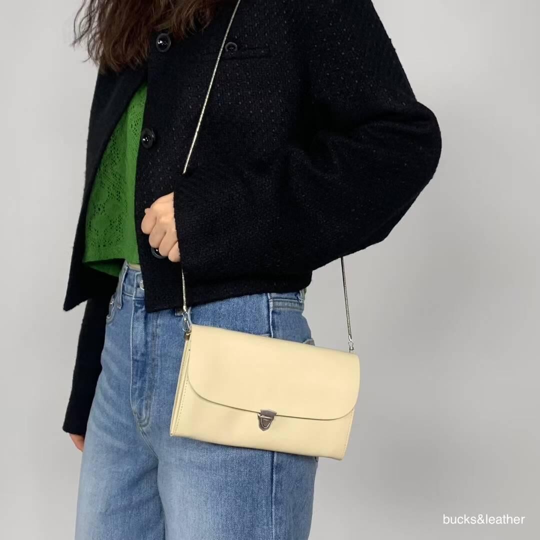 BL721O 必入款牛皮鏈條包