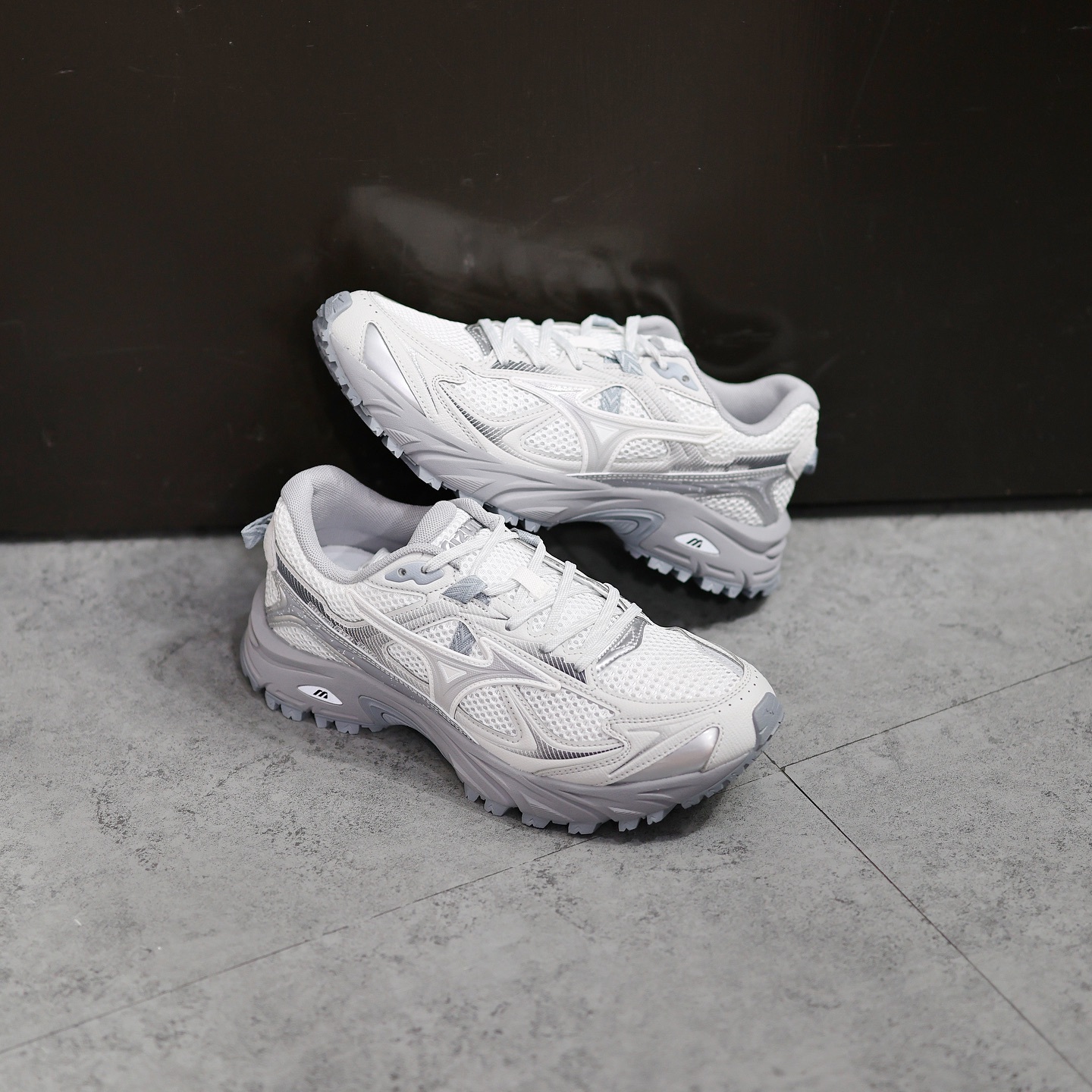 Mizuno FIYI TL v2 Grey White 冷灰白 跑鞋