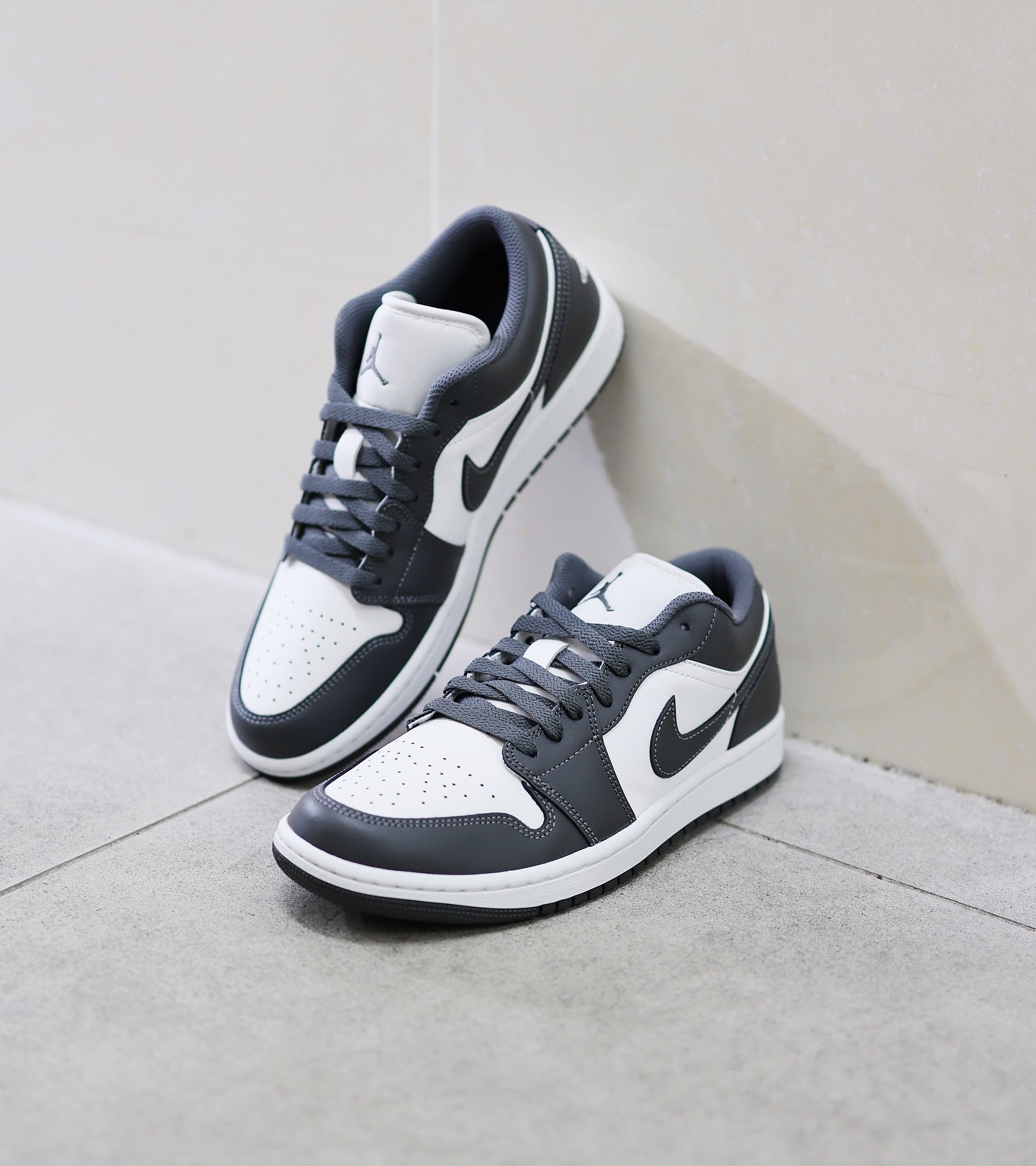 Nike Air Jordan 1 Low Grey White 白灰色 553558-044