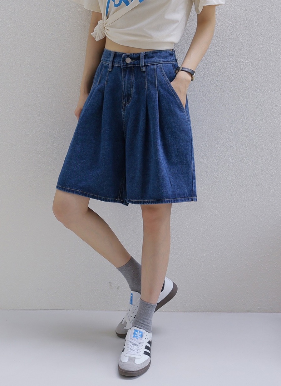 FRENCHCHIC Pintuck Viscose Denim Shorts