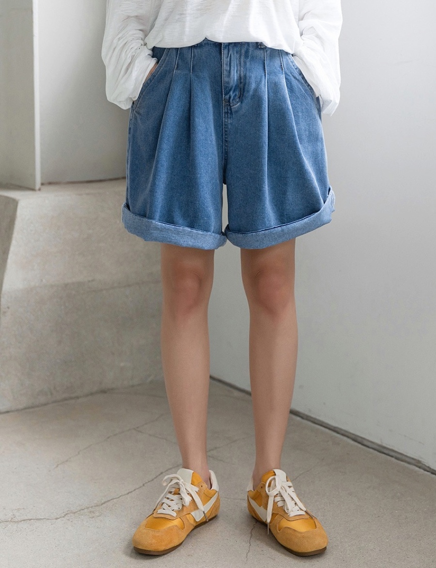 FRENCHCHIC Pintuck Viscose Denim Shorts