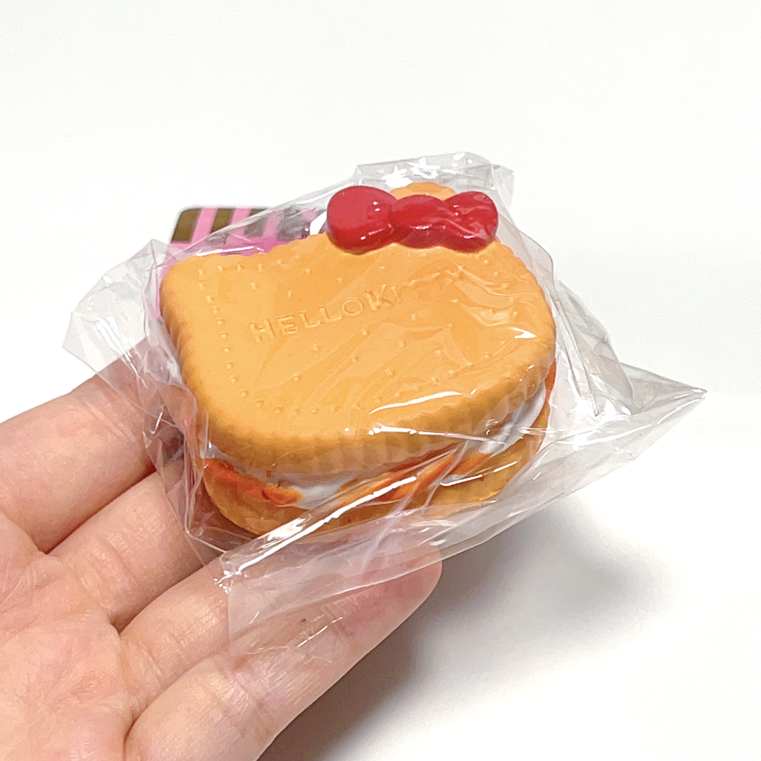 [2016] Hello Kitty vintage orange cream biscuit squishy