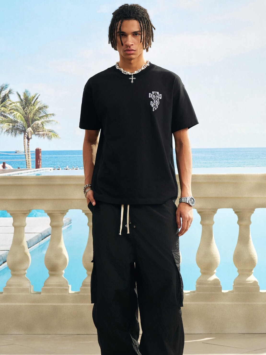 STK SmallTownKid 鉚釘燙鑽 溶解LOGO 短袖 T