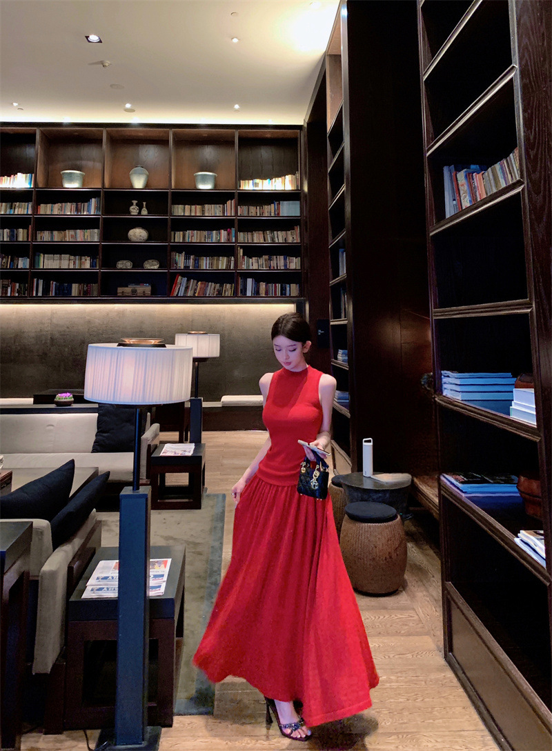 蟬絲薄針織 無袖上衣+高腰裙(2件組)