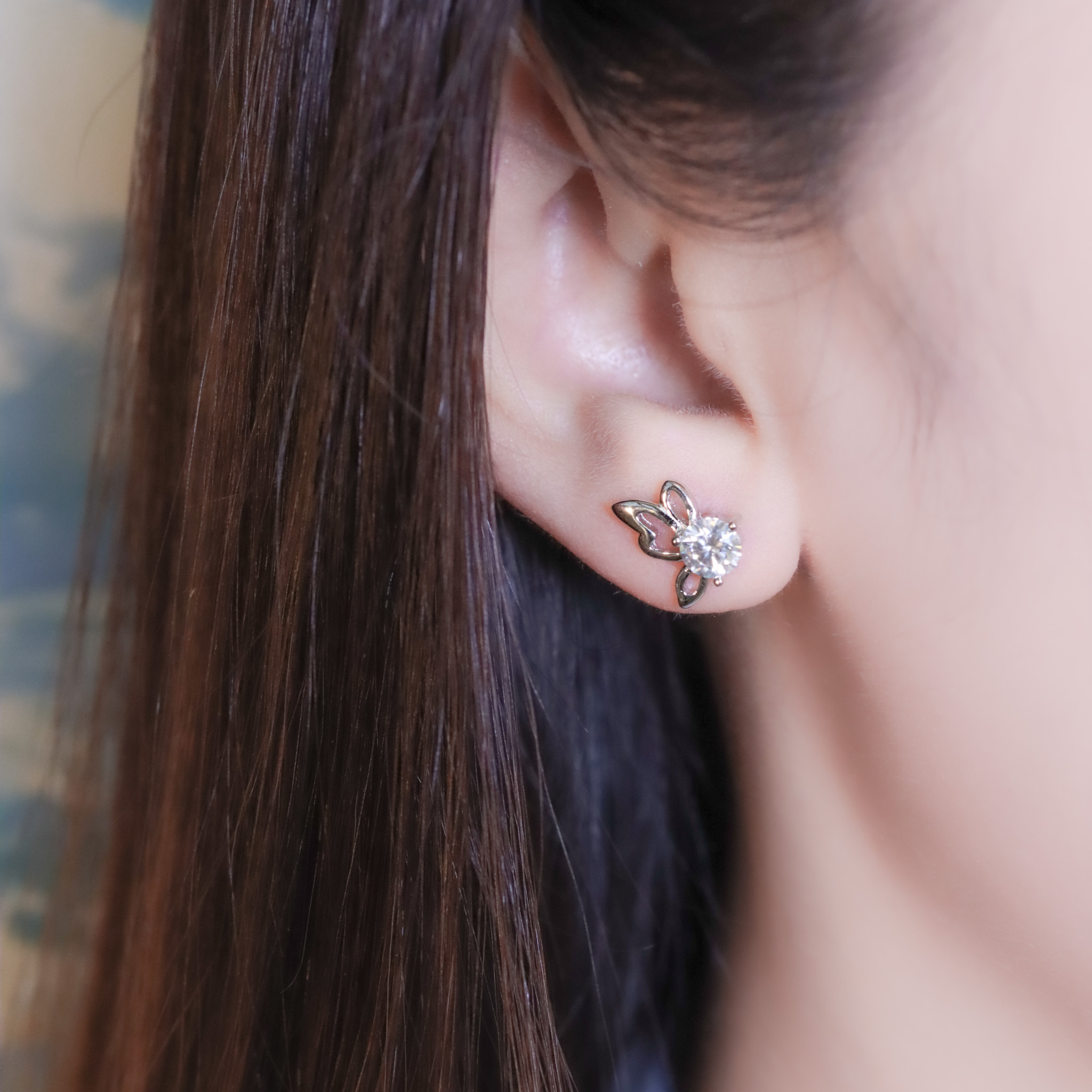 | 925純銀・莫桑石 | 鑽光小蝴蝶耳環 | EA0998 |