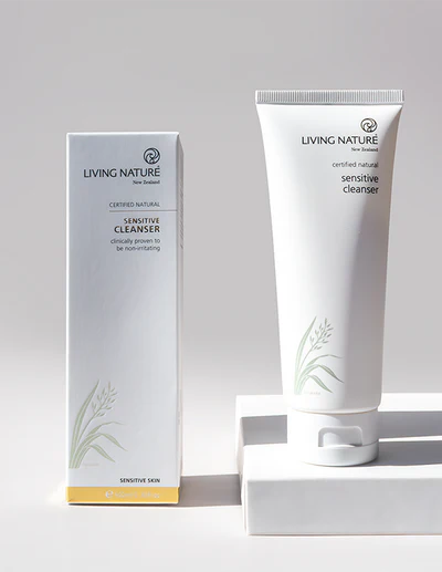 Living Nature Sensitive Cleanser 抗敏椰子油潔面乳 100ml