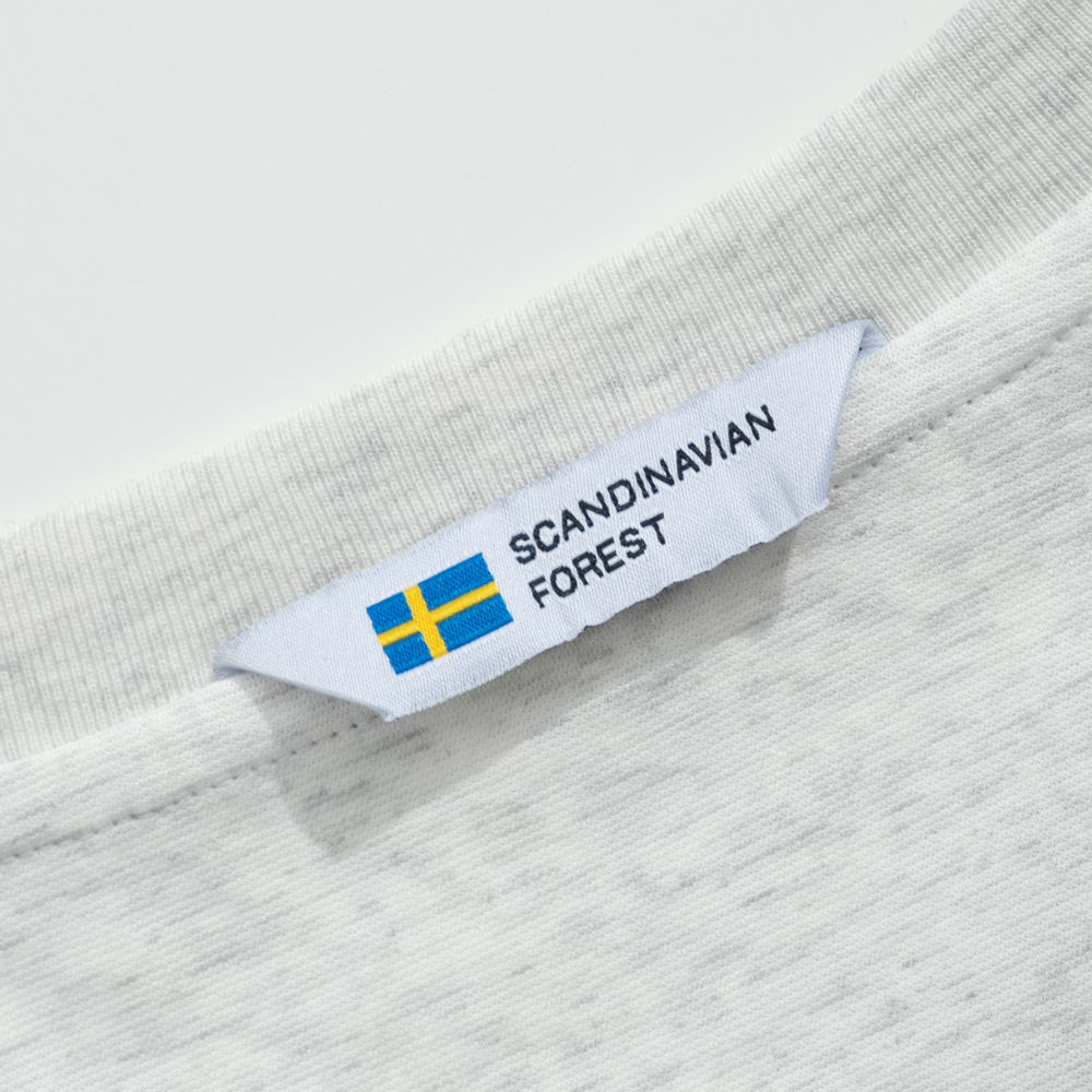 北歐小刺蝟,SCANDINAVIAN FOREST,T恤,短T,柔滑奶油棉T,精梳棉T,棉T,印花T恤,潮流短T,日系插畫T,中性T恤,親膚棉T,夏季T恤,滑順,細緻,扎實,柔軟,不悶熱,親膚,細膩,不易起皺,親膚扎實,柔軟,不悶熱