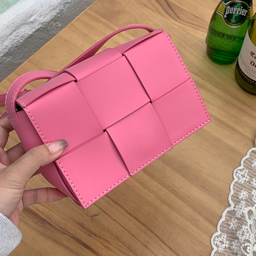 流行包包 單肩包 軟皮包包 女生包包 女包 編織包包 小方包 網紅包包 韓國女生包包 簡約包 TIKTOK包包 421