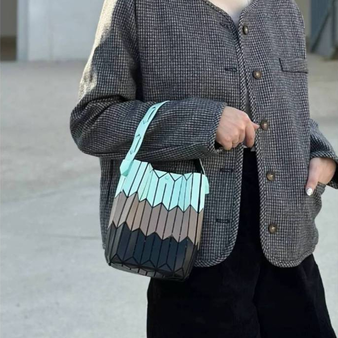 水桶包 手提包 女生包包 肩背包 手提包 百搭女包 名牌包包 流行包包 菱格包包 菜籃子 民族風 日系包 韓系包 414