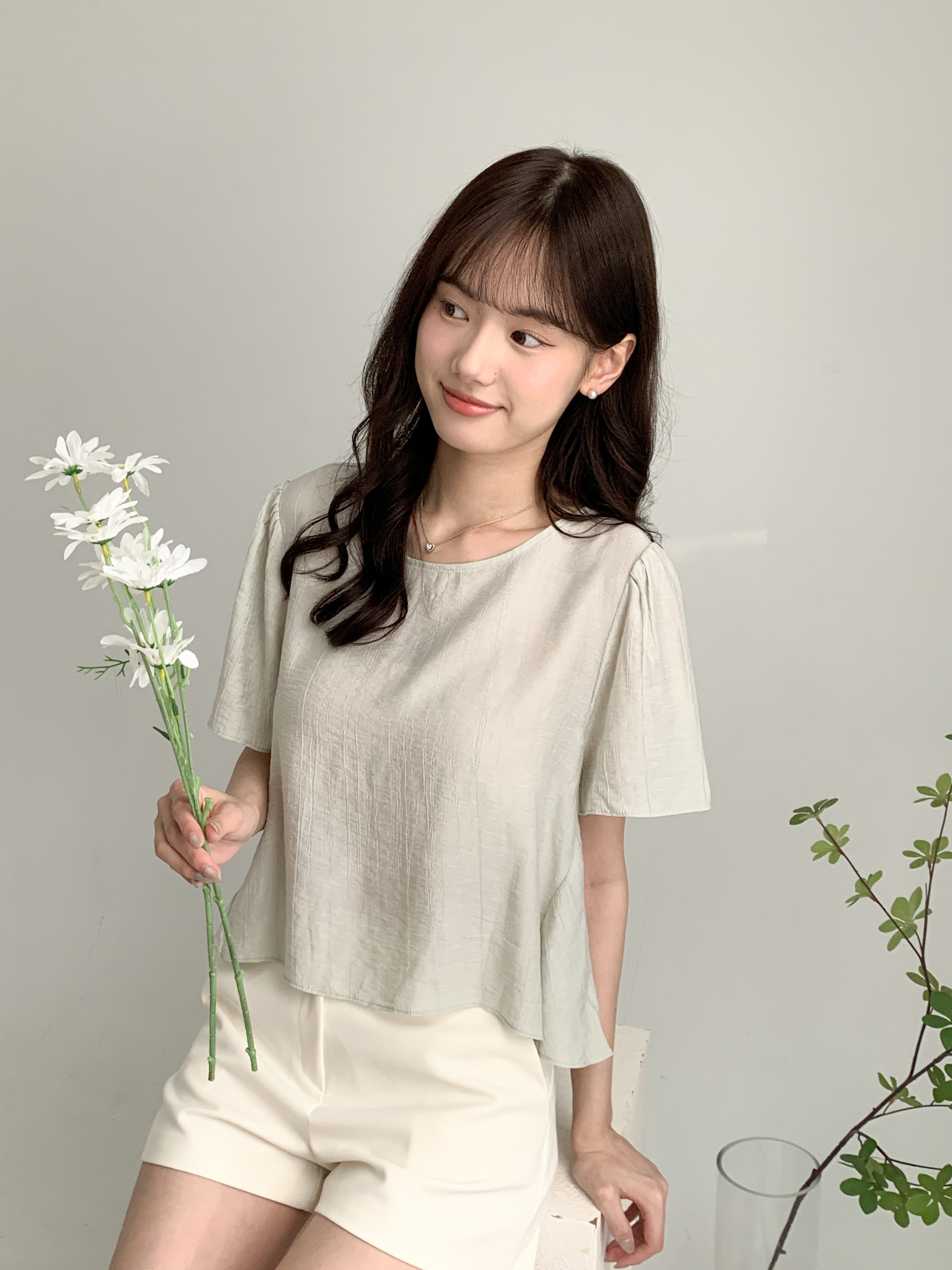 🪽🌿Wing小翅膀微光輕盈blouse ( 2 colors)