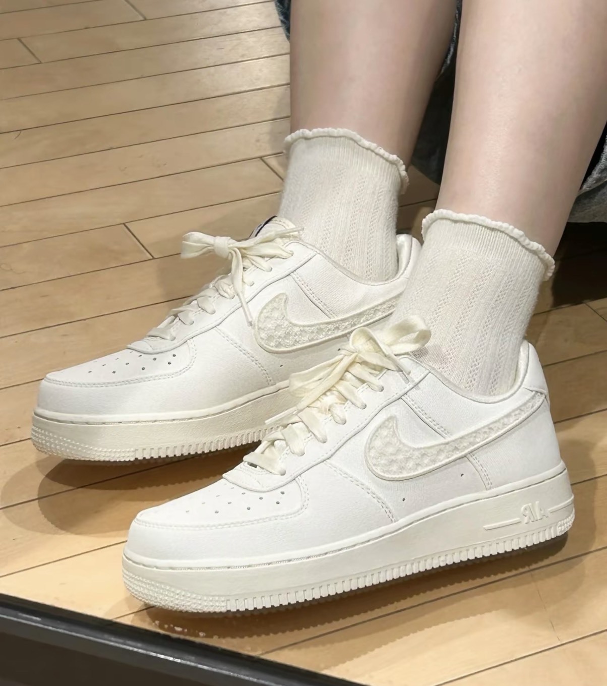 Nike Air Force 1 Low 蕾絲奶白 IH7351-010