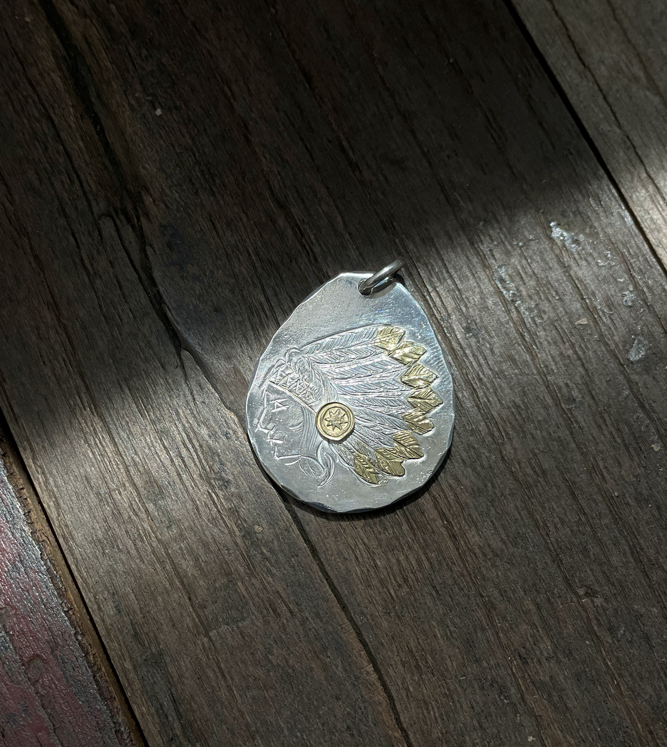 Keep Koichi native American face top metal