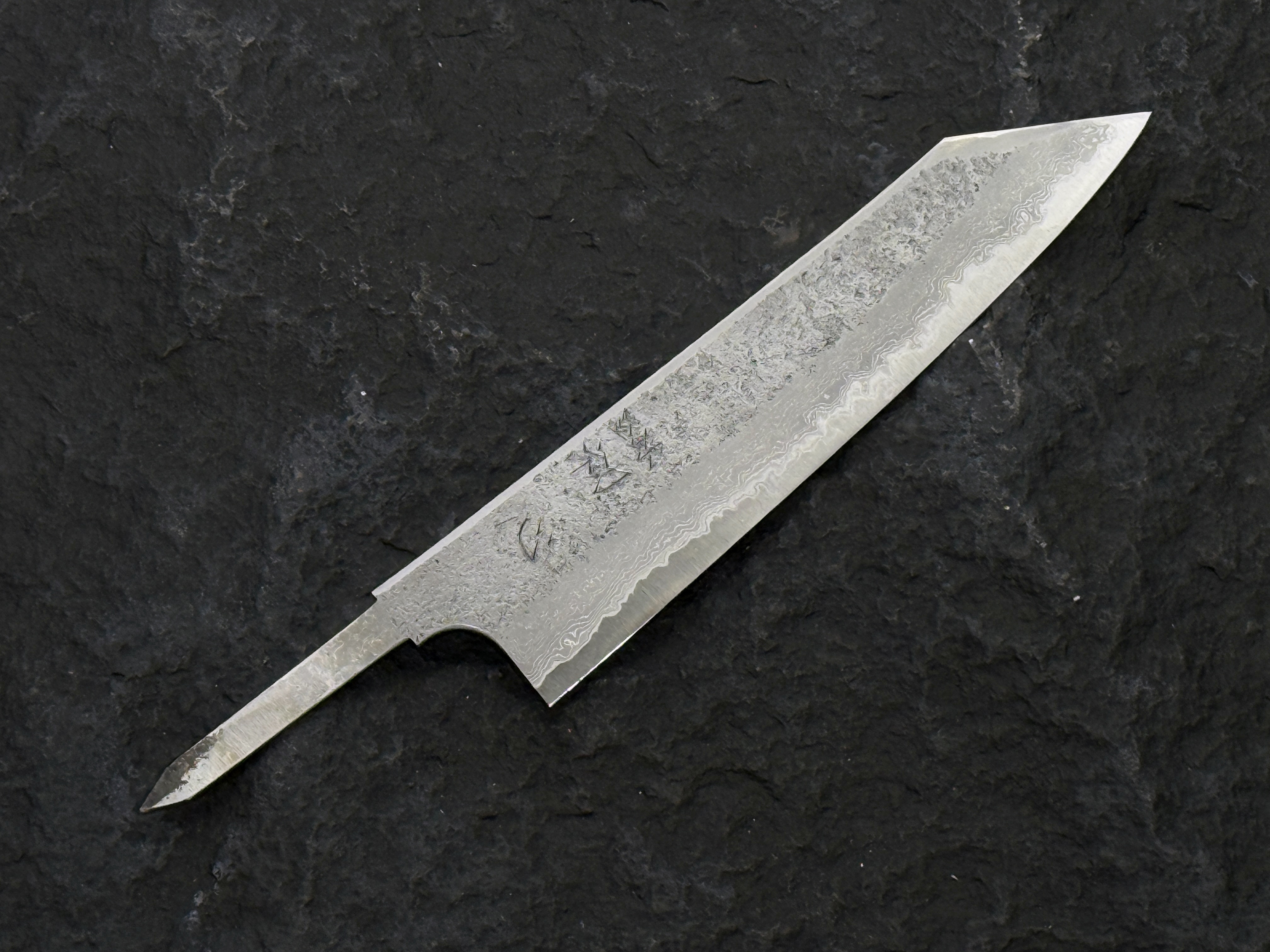 初心 流水 青二鋼 梨地 墨流 切付牛刀