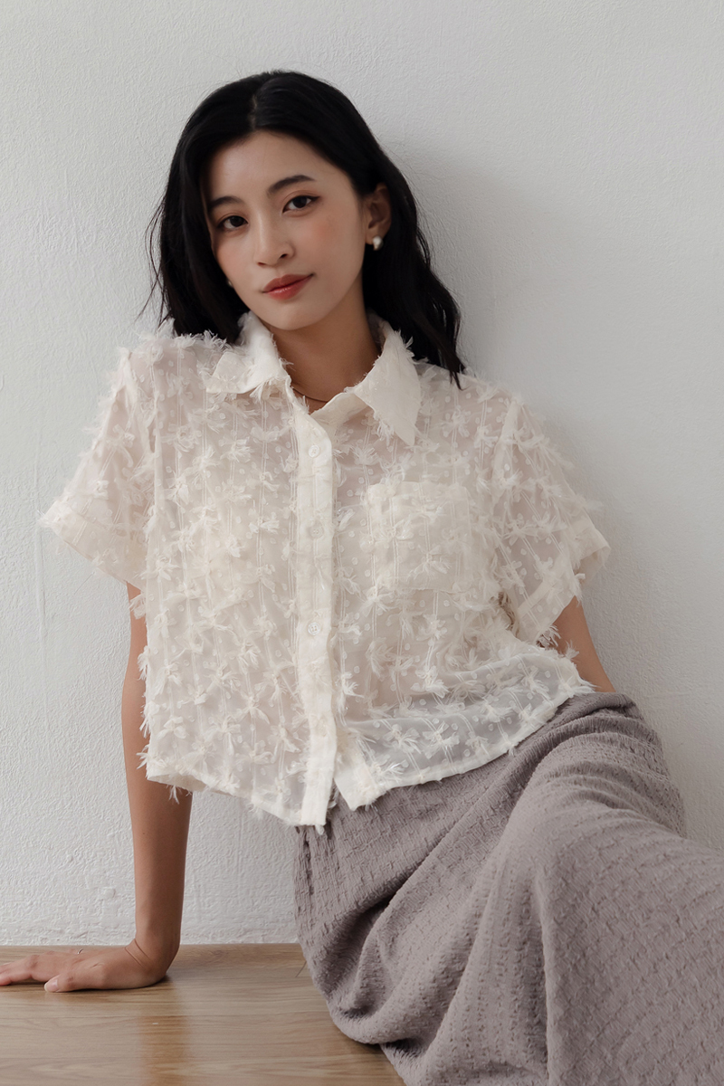 立體羽花短版襯衫