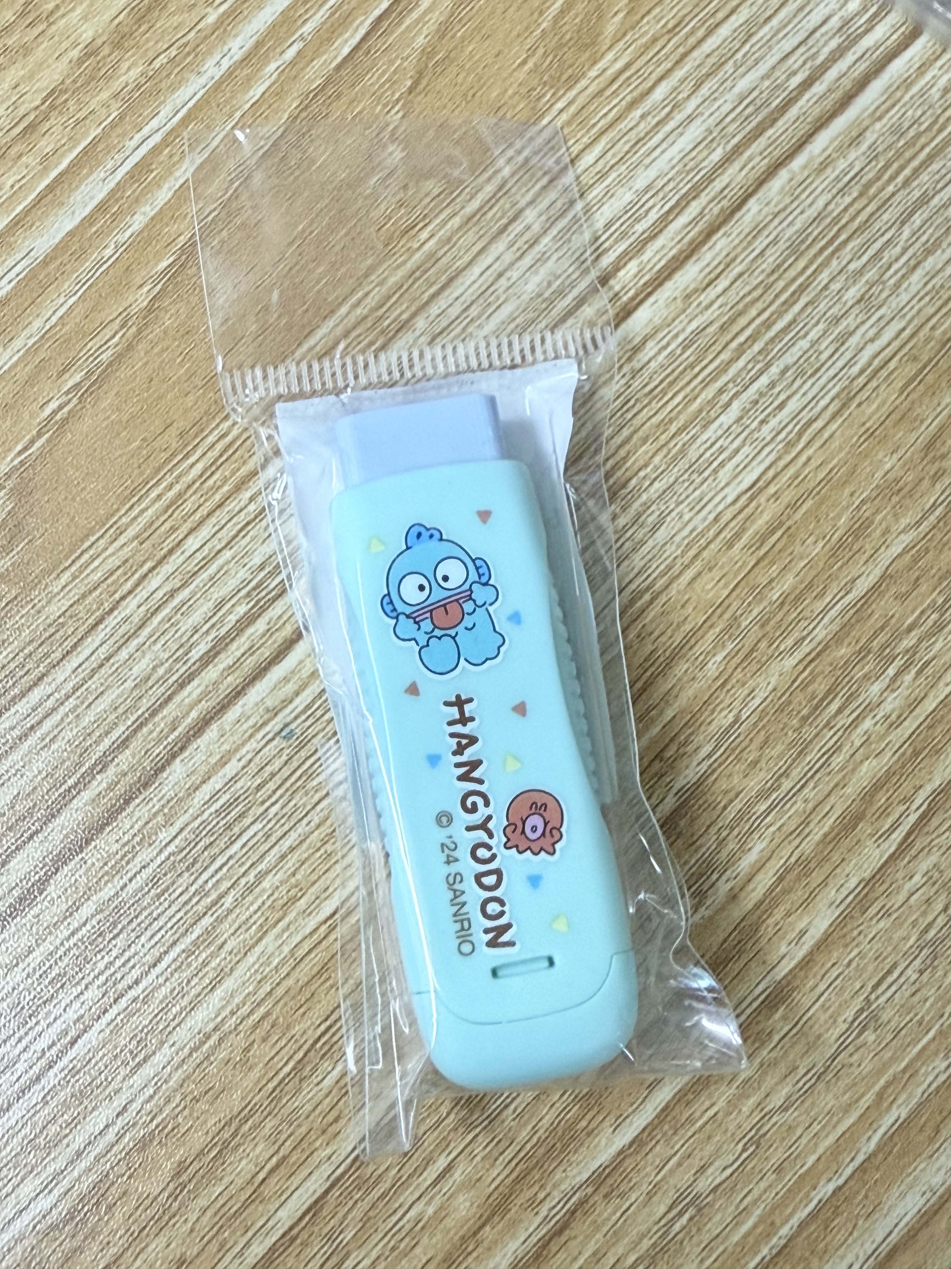 Hangyodon 水怪 伸縮擦膠