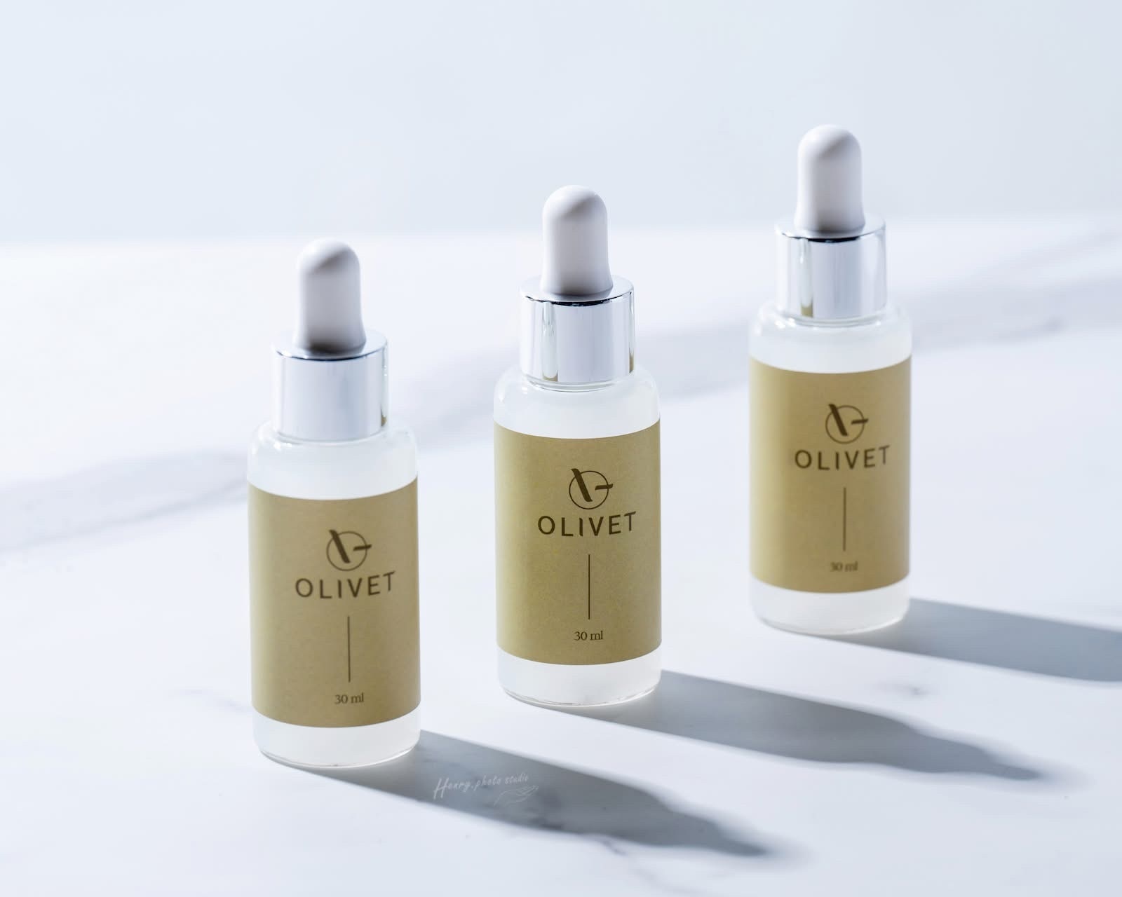 Olivet 玻尿酸精華液 |獨家研發 | 強力補水 × 舒緩修護 × 高濃度導入