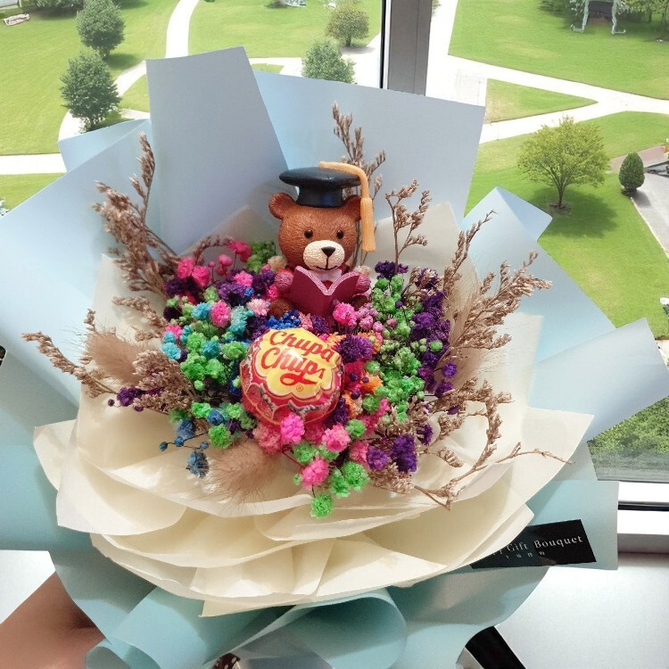 幼兒園畢業花束,送老師的花束,小花束,永生滿天星花束,Kindergarten graduation bouquet, bouquet for teachers, small bouquet, everlasting baby's breath