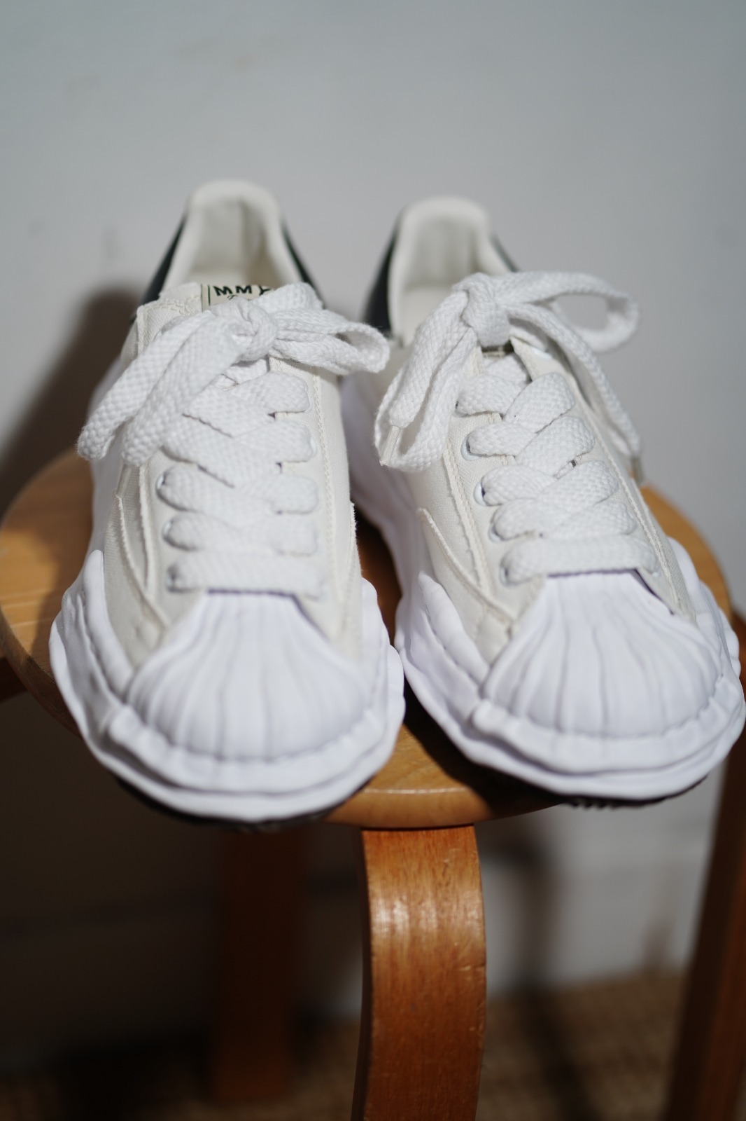 現貨|MMY MAISON MIHARA YASUHIRO BLAKEY OG White