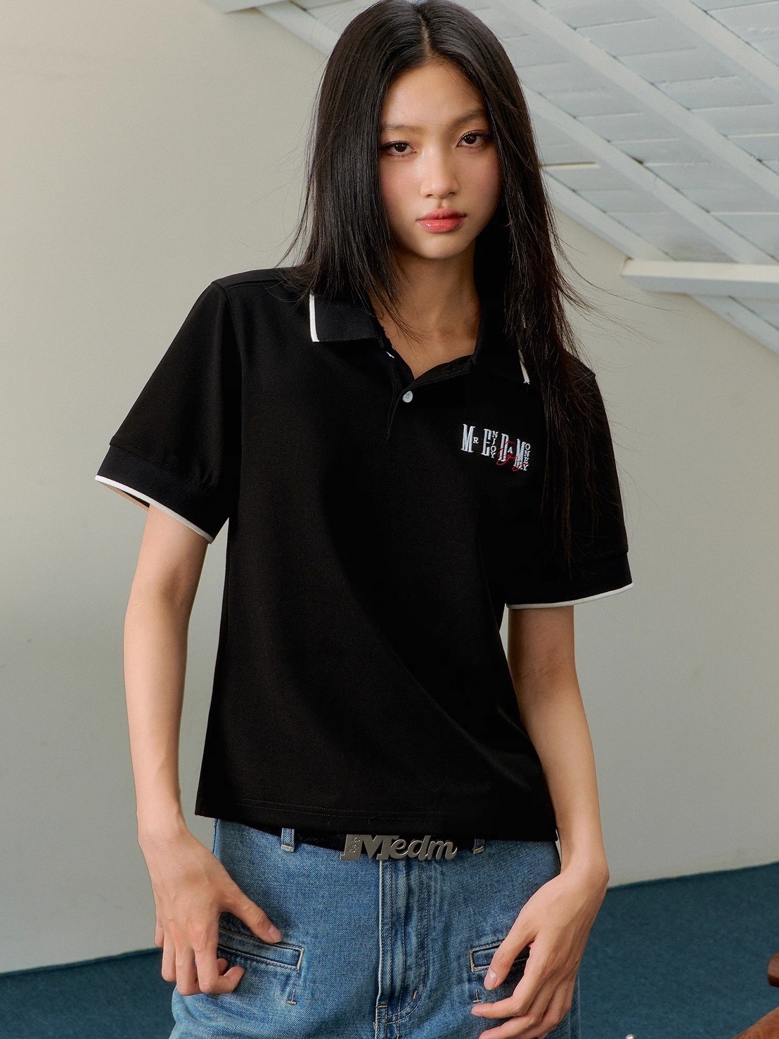 MEDM 簡約刺繡小Logo 寬鬆立領 短袖 Polo衫