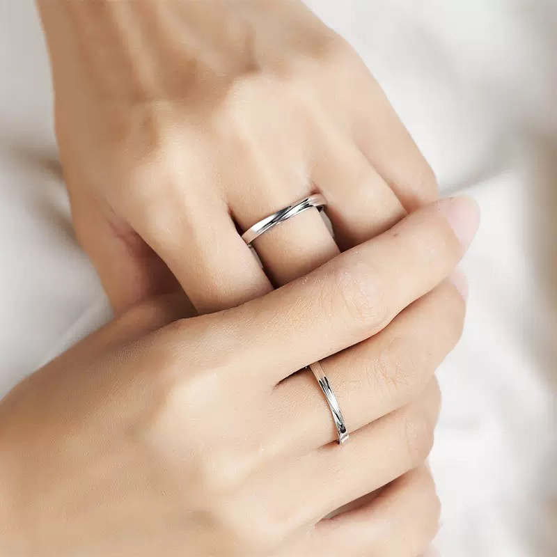 「莫比烏斯」情侶戒指 | S925純銀 | 免費刻字