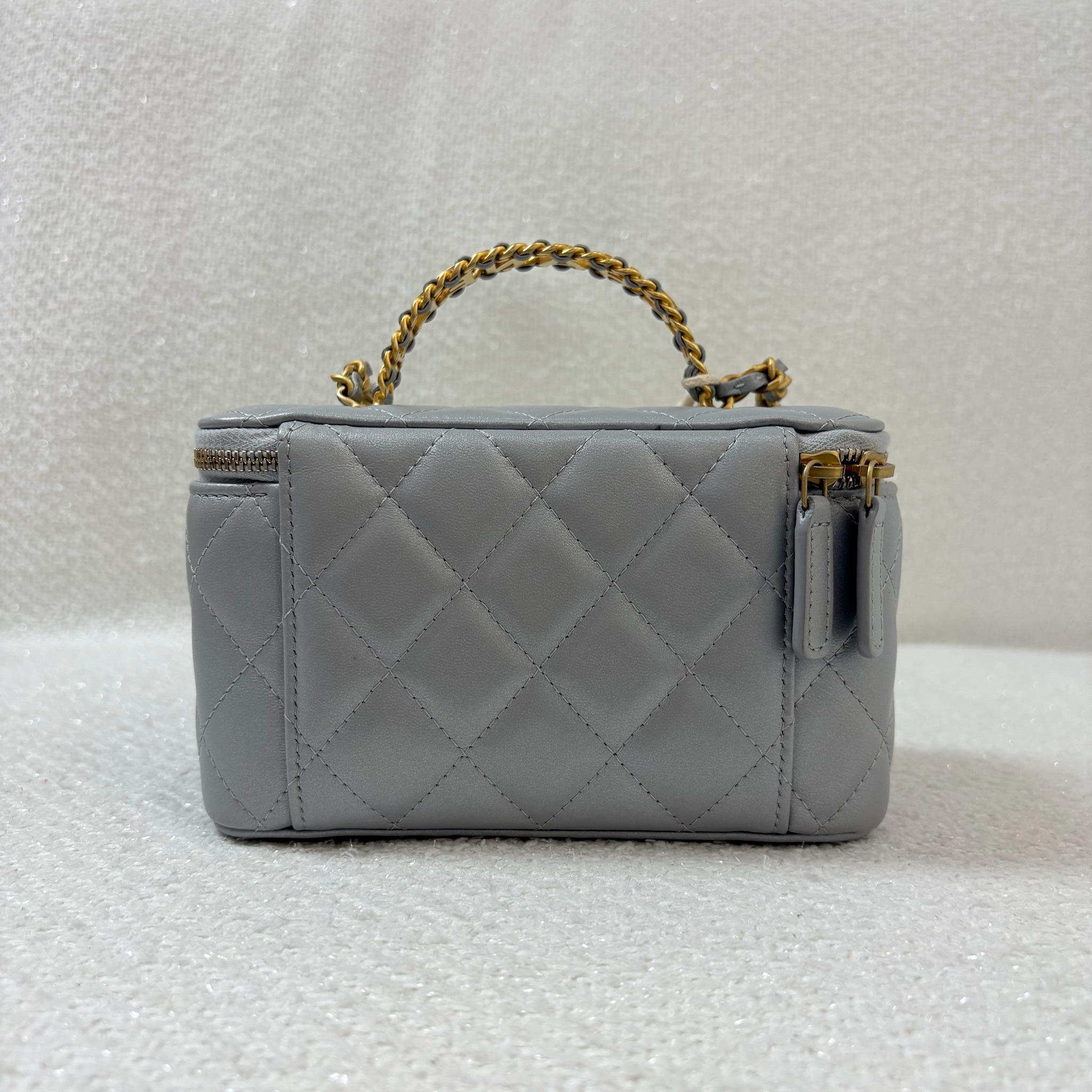 Chanel Long Box With CC Handle - Grey / Ghw