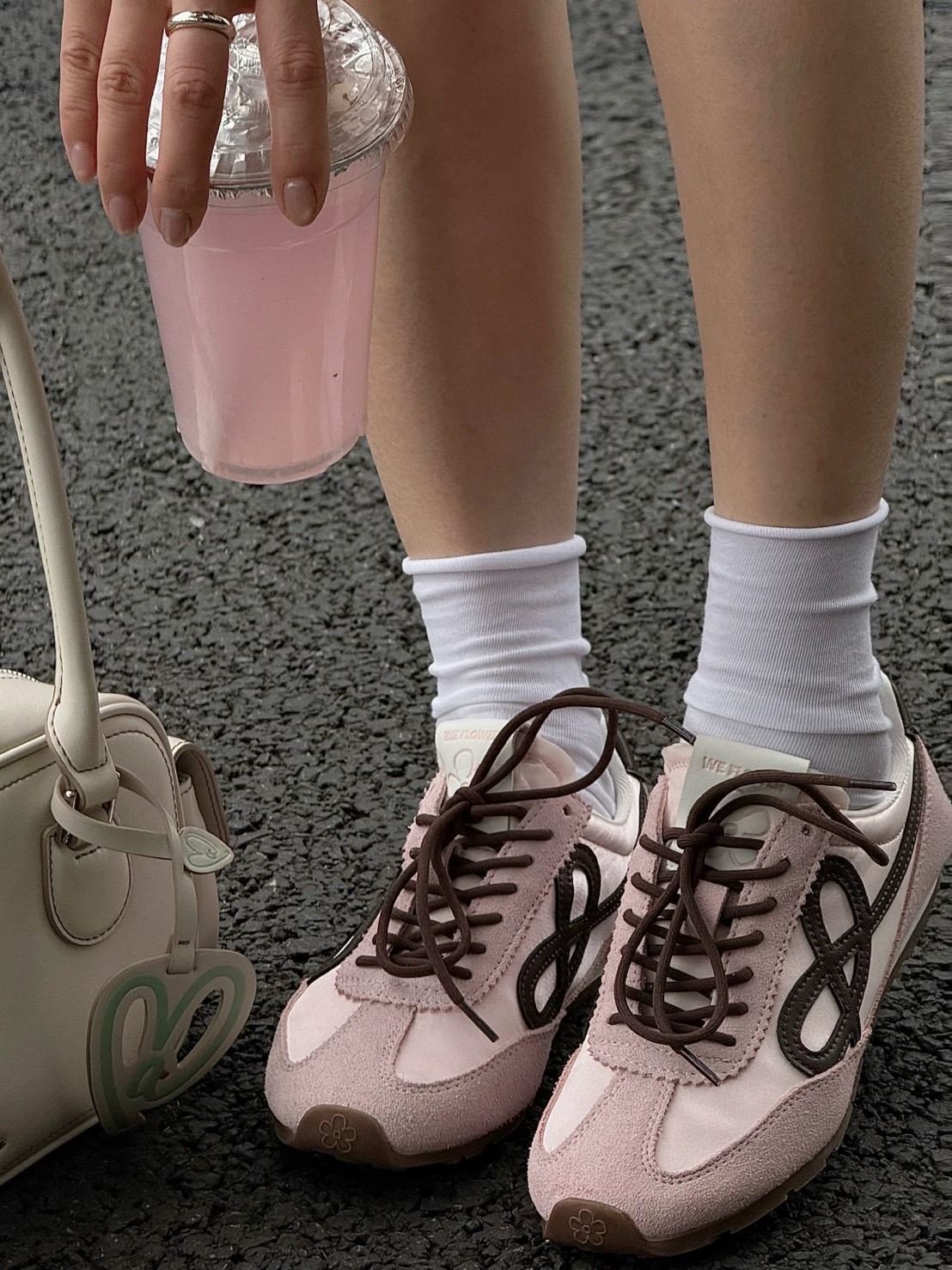 WE FLOWER 法棍小花鞋 玫瑰 焦糖底