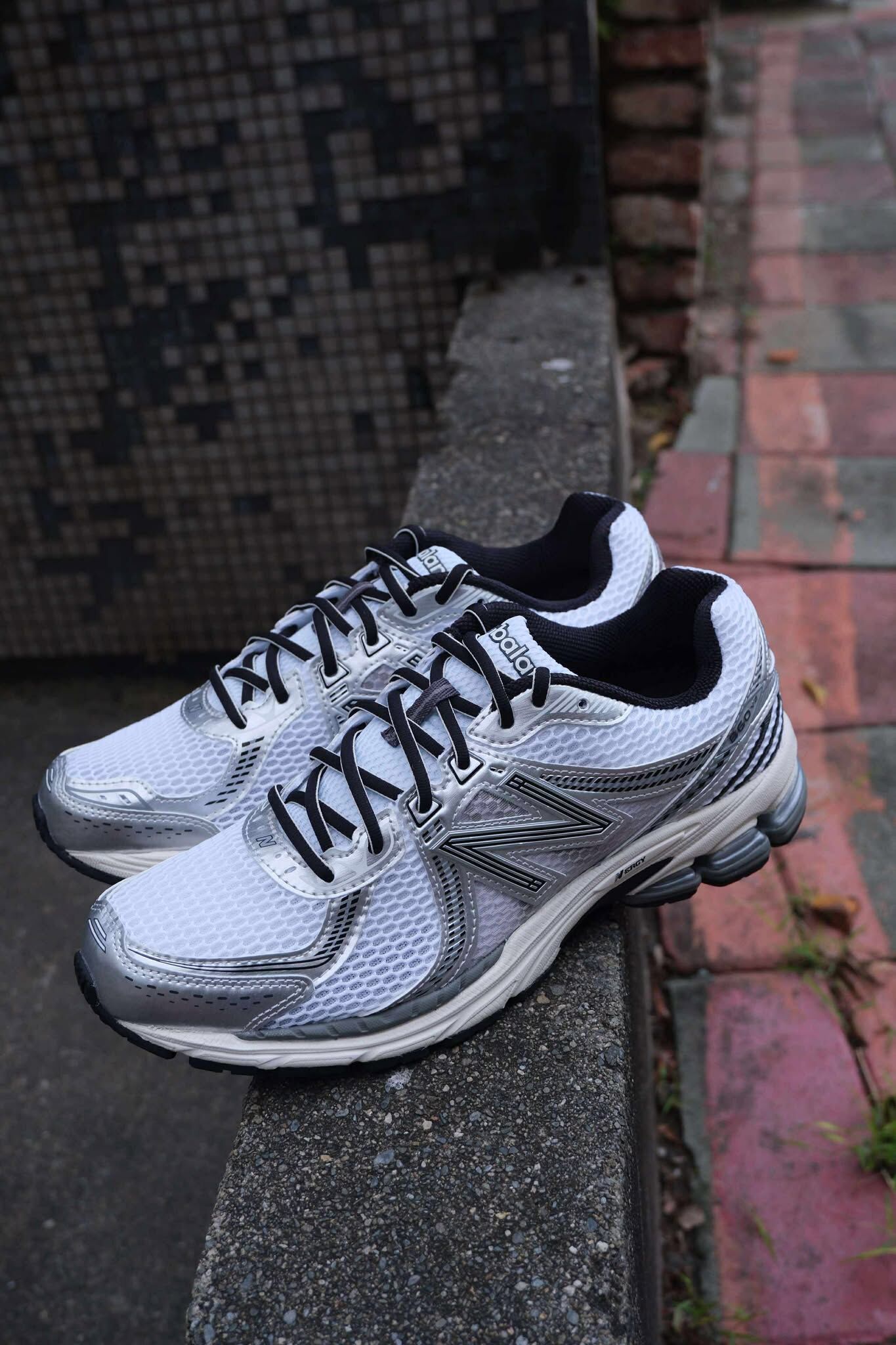 New Balance 860 v2 復古 休閒鞋 Y2K 緩震 運動鞋 白銀 ML860GB2