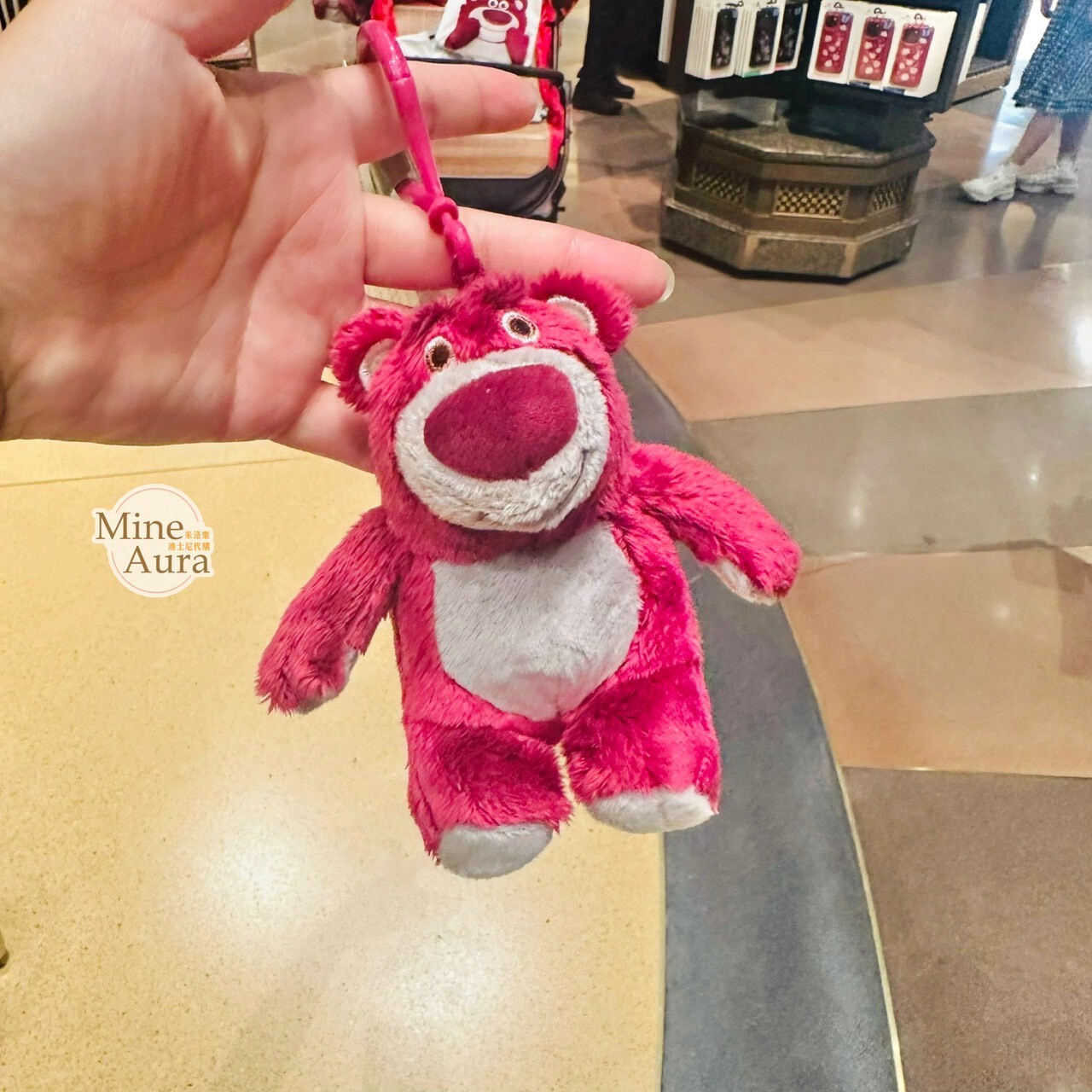 熊抱哥 Lotso 絨毛造型 鑰匙圈 吊飾 玩具總動員 Toy Story -上海迪士尼樂園